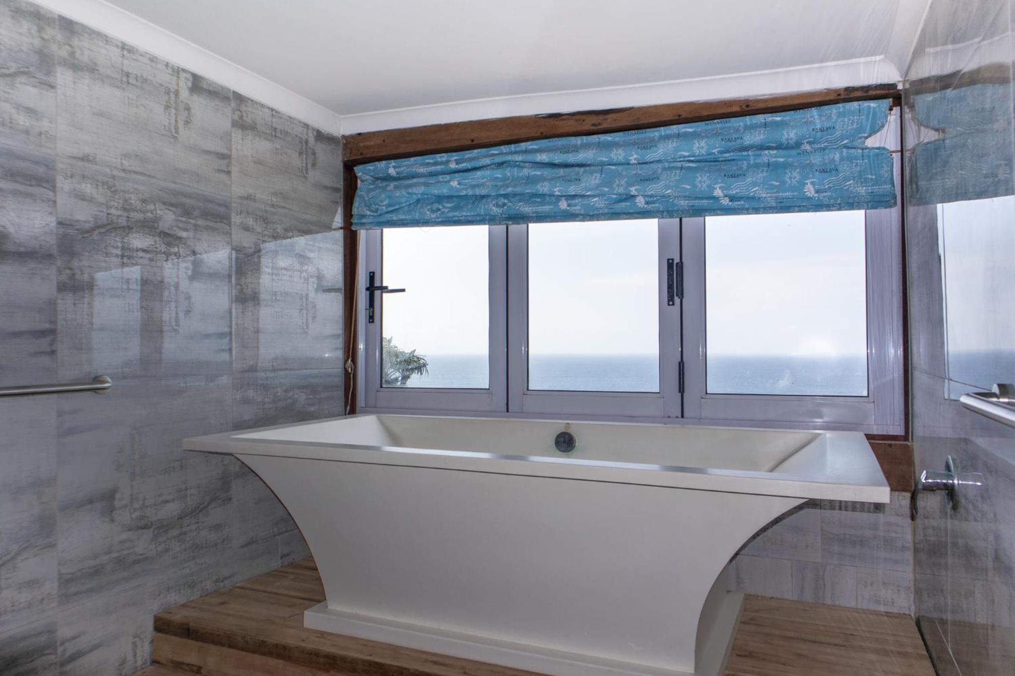 305 Guest House