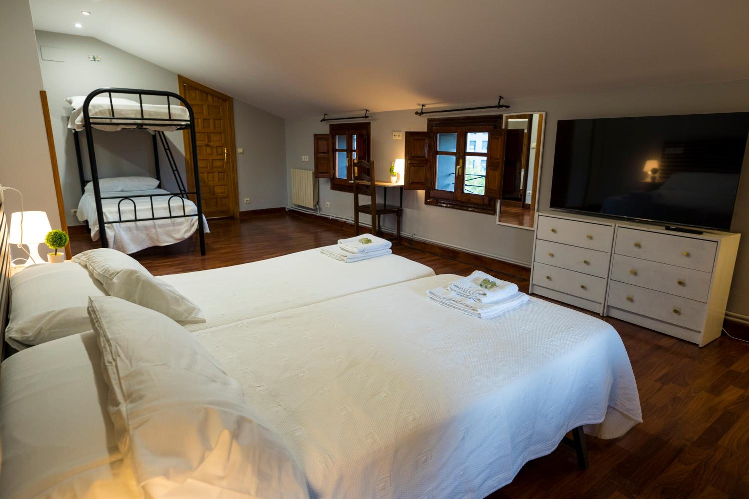 Paratene Ostatu Habitaciones