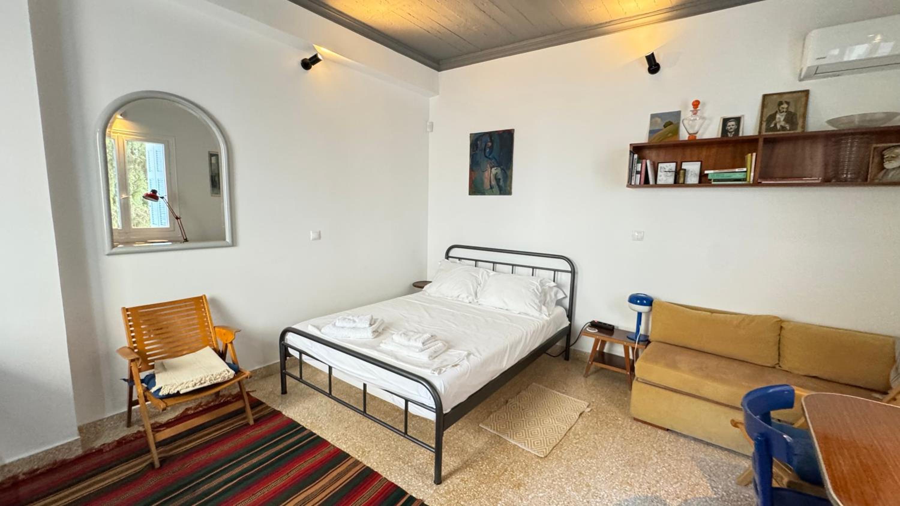 ERMAGORA house studio