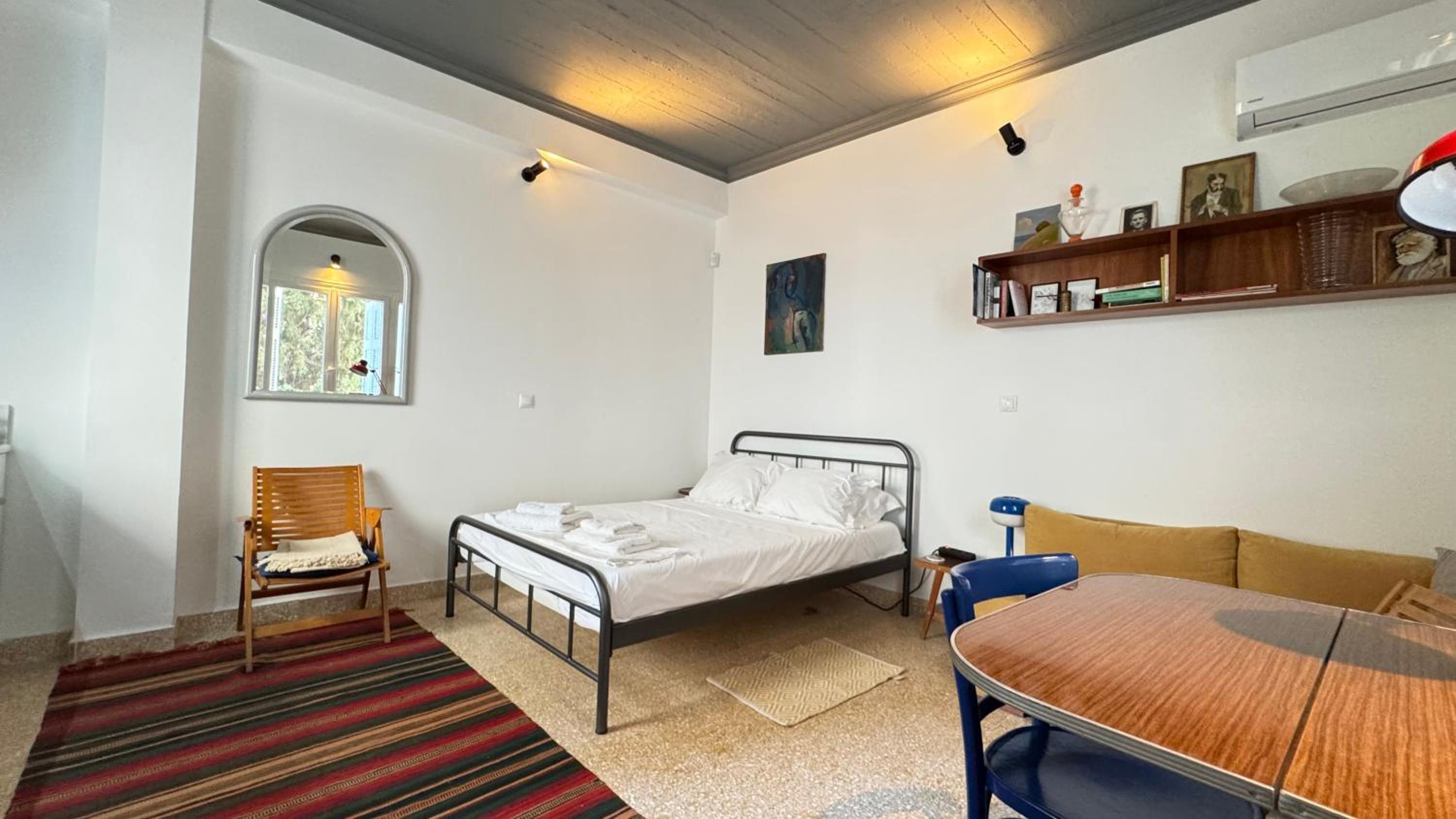ERMAGORA house studio