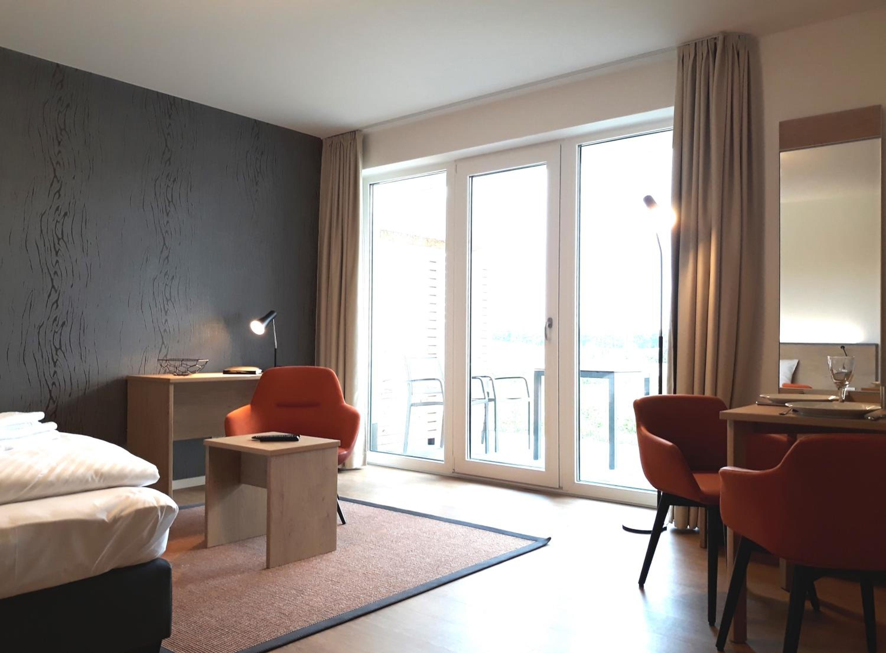 Komfort trifft Idylle - Ferienwohnung mit Seeblick