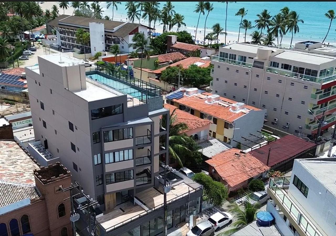 Centro de Porto de Galinhas a 50m do mar com rooftop, piscina e cozinha completa