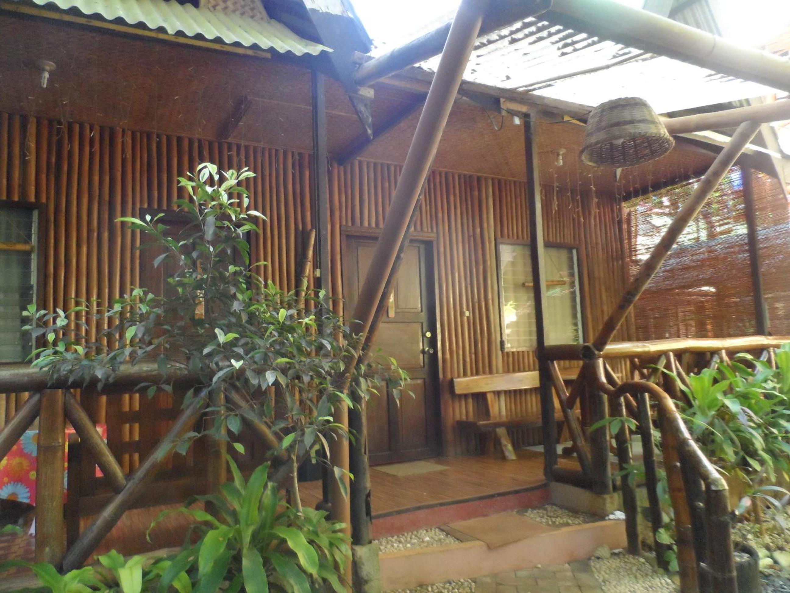 Victoria Guest House and Cottages