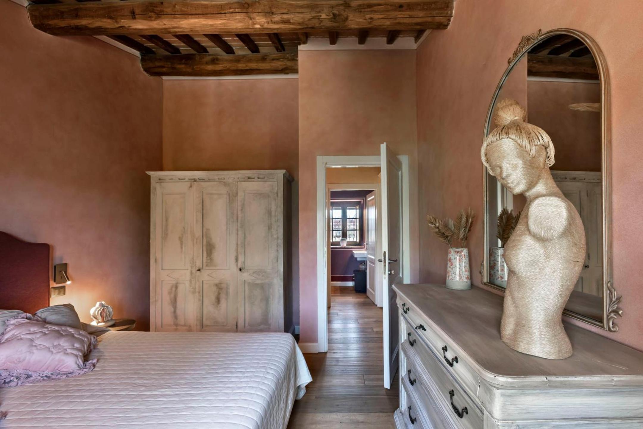Photo 103