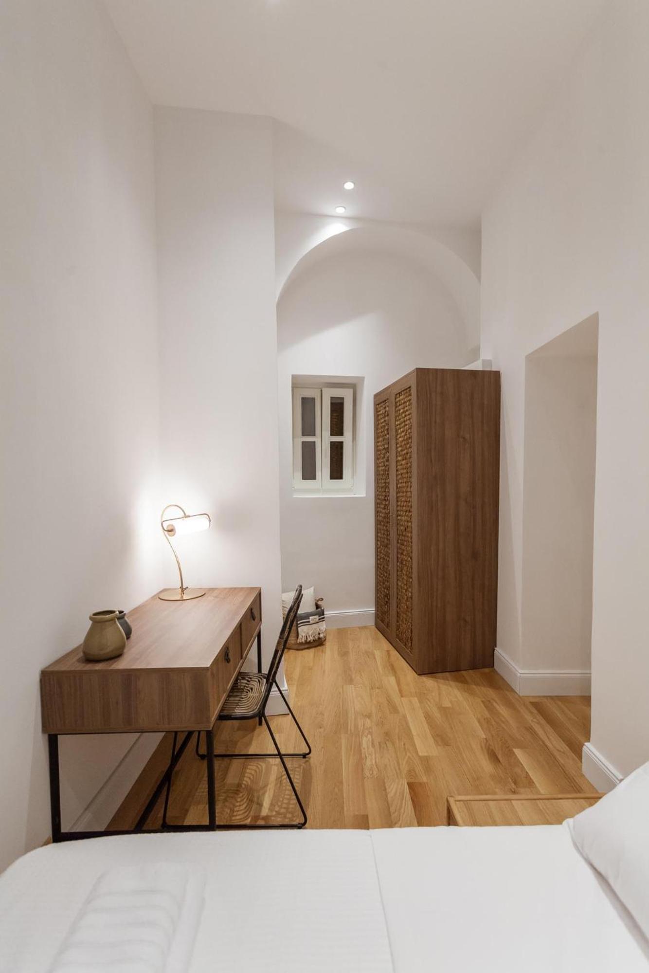 Zerania Suites