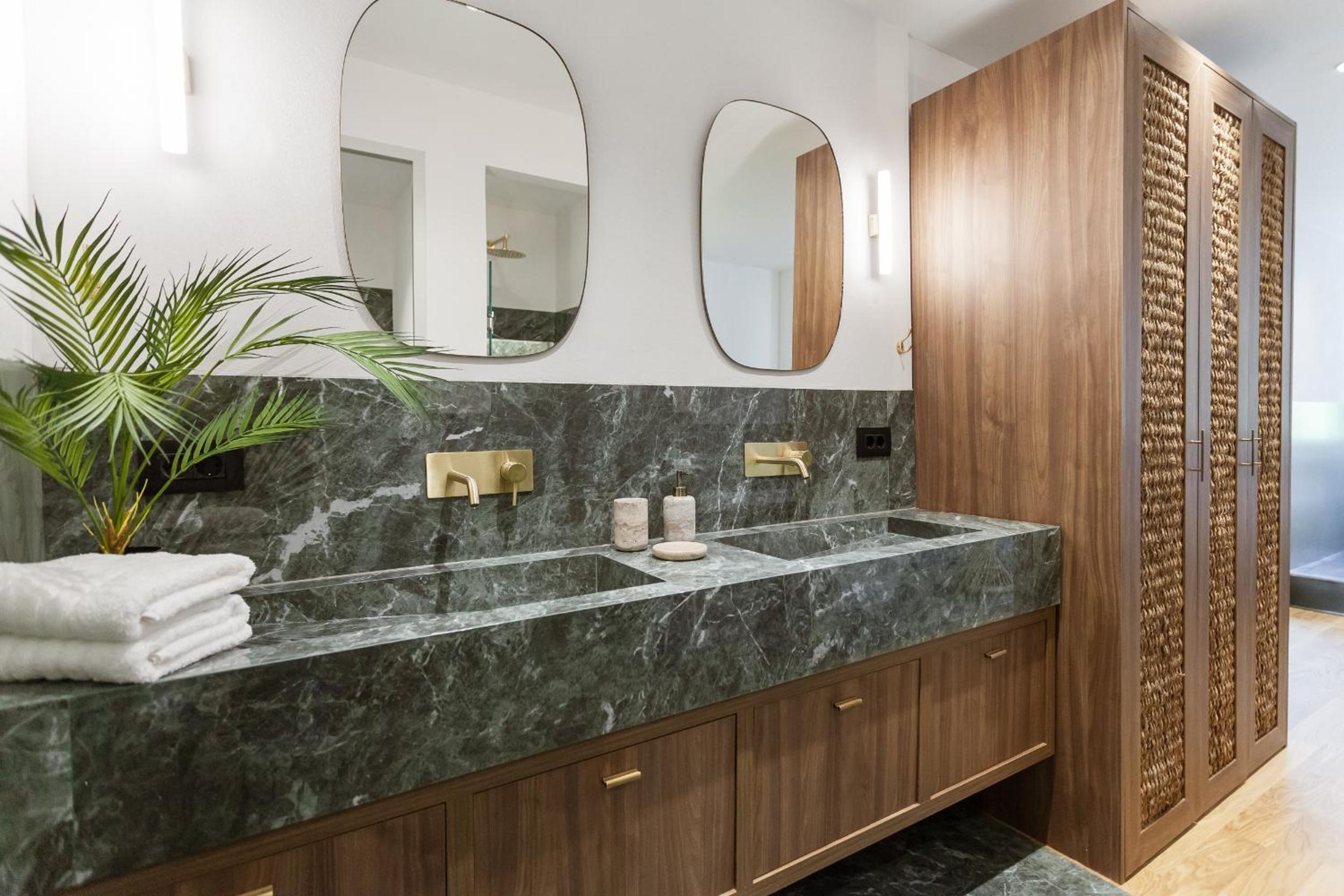 Zerania Suites