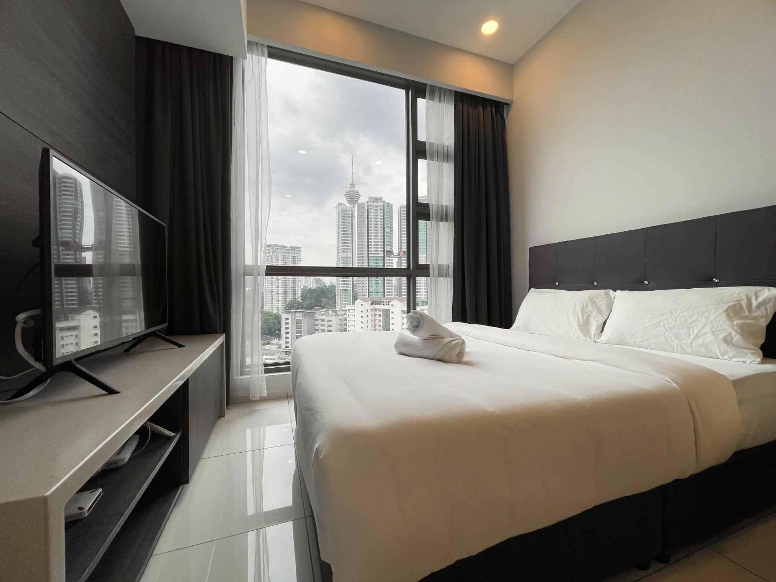 The Robertson-Bukit Bintang by PILLOWTALKS