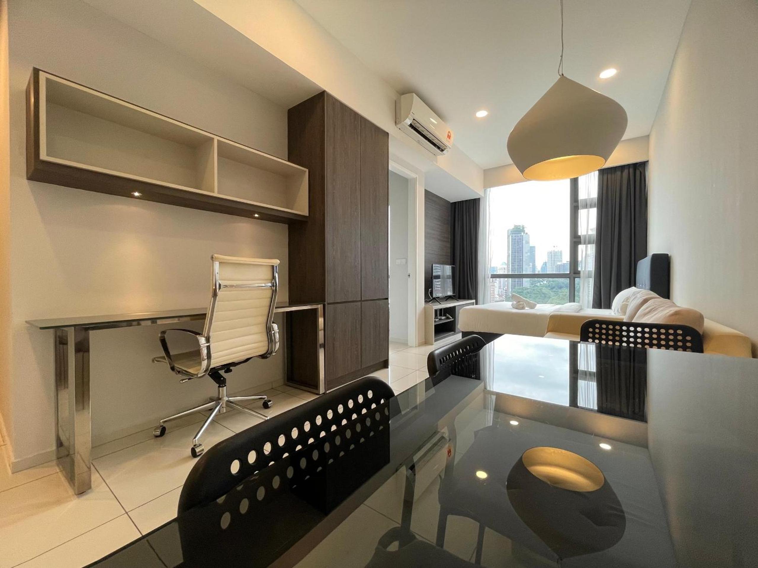 The Robertson-Bukit Bintang by PILLOWTALKS
