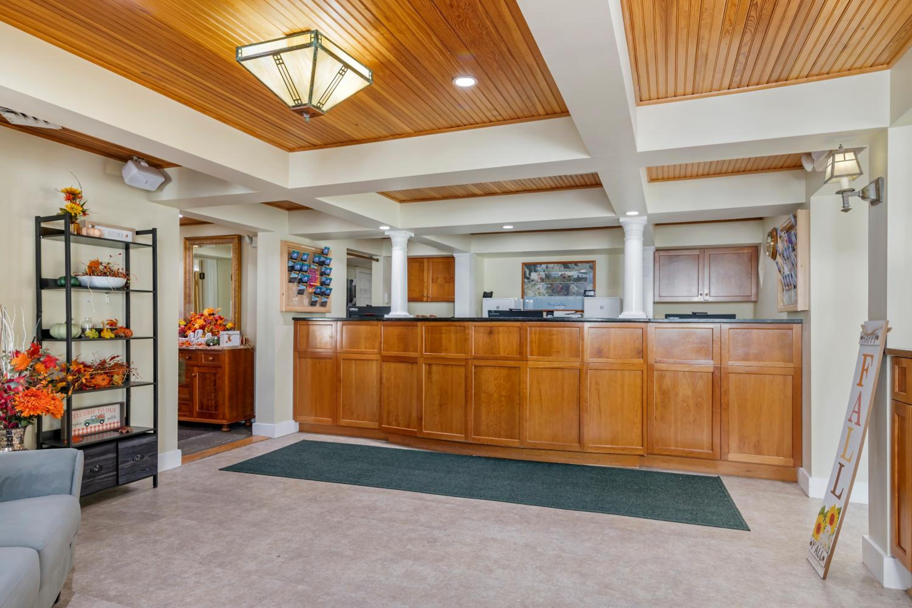 Meadowmere Resort - Property Image 3