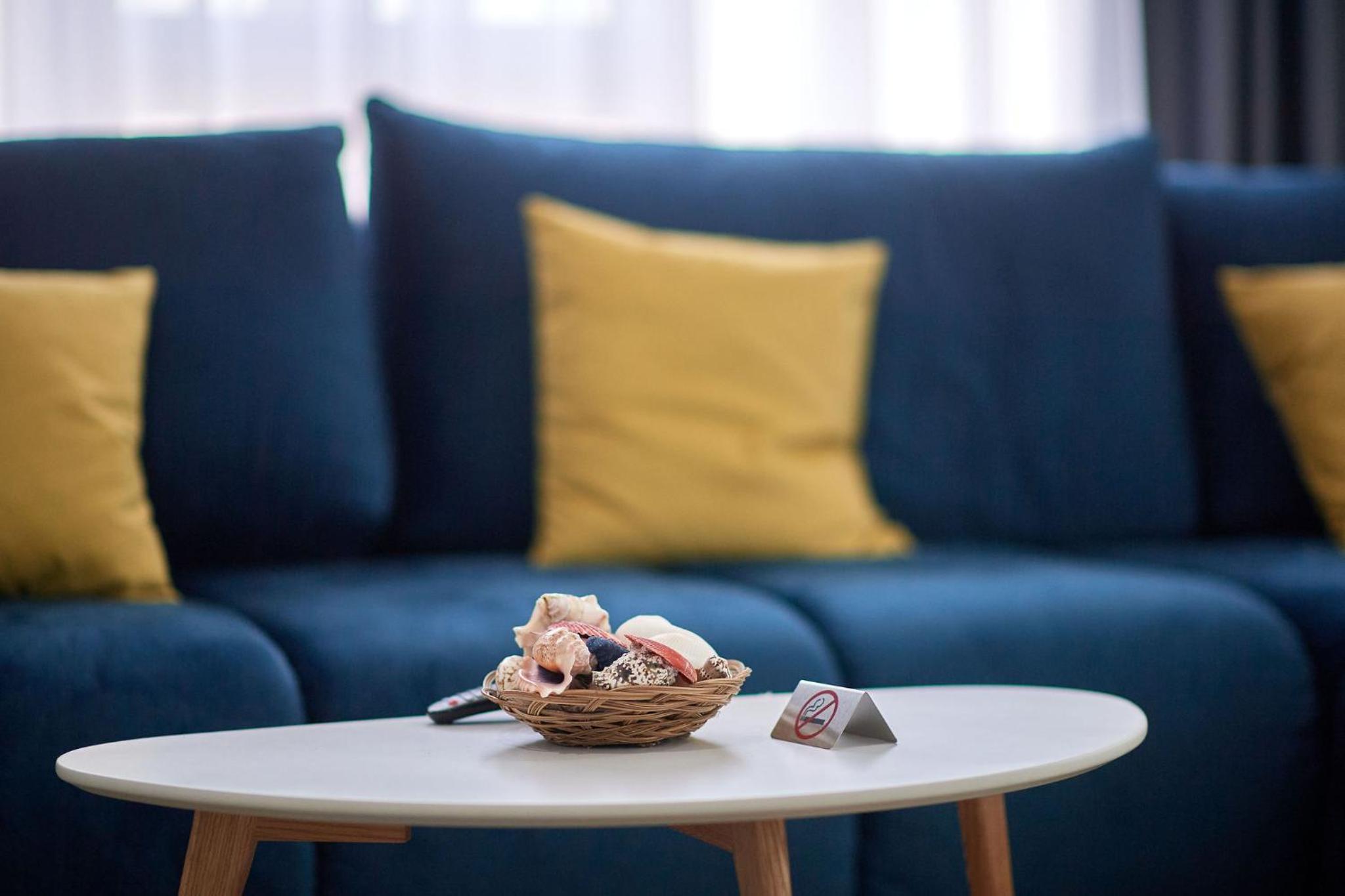Isabela Apartment by ALZ view 4