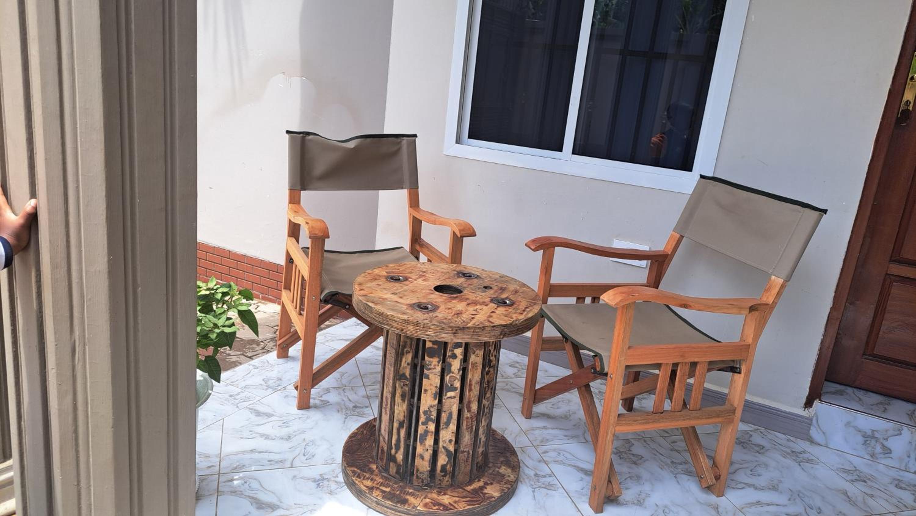 Pembeni River House view 3