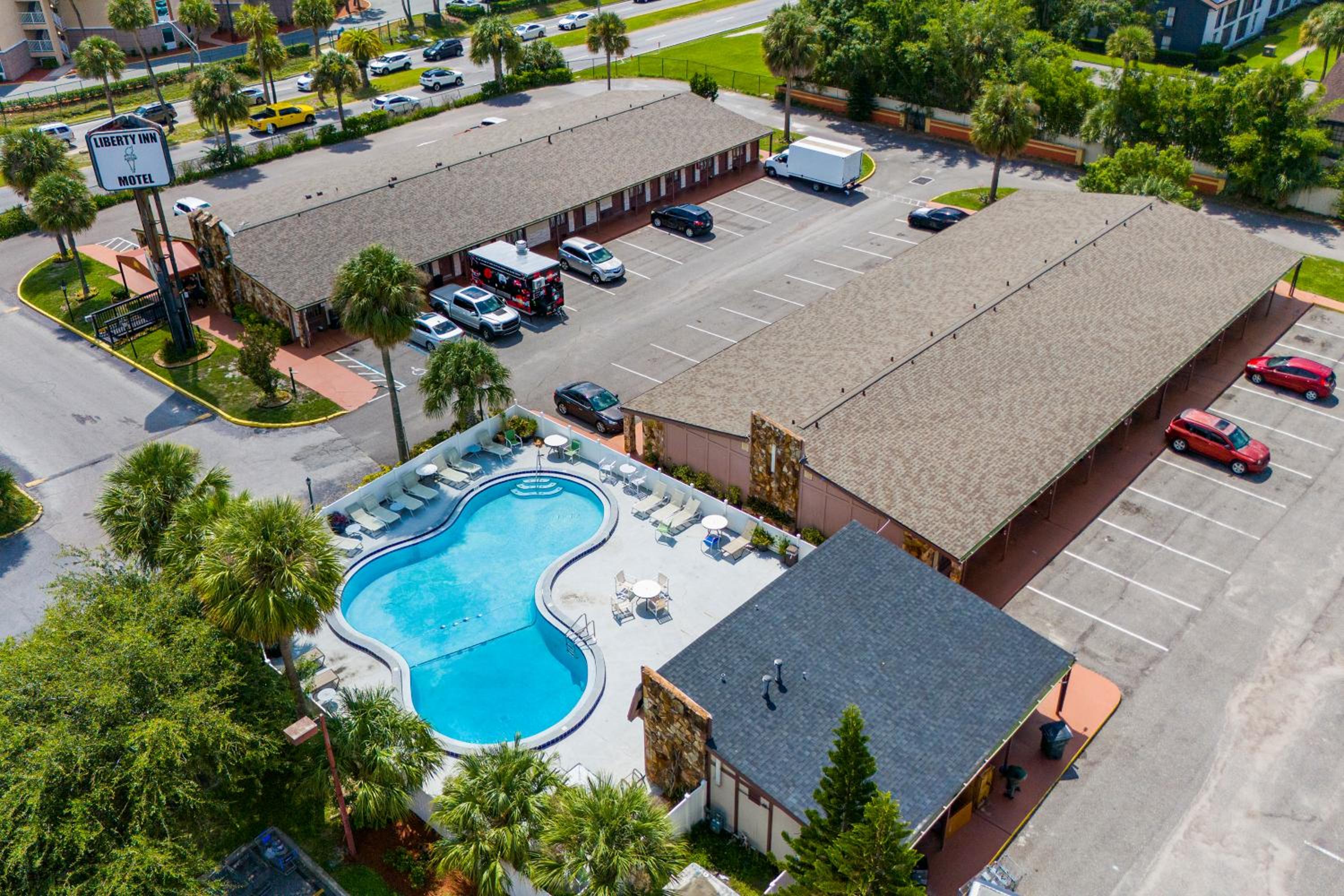 Liberty Inn and Suites Kissimmee near Disney World