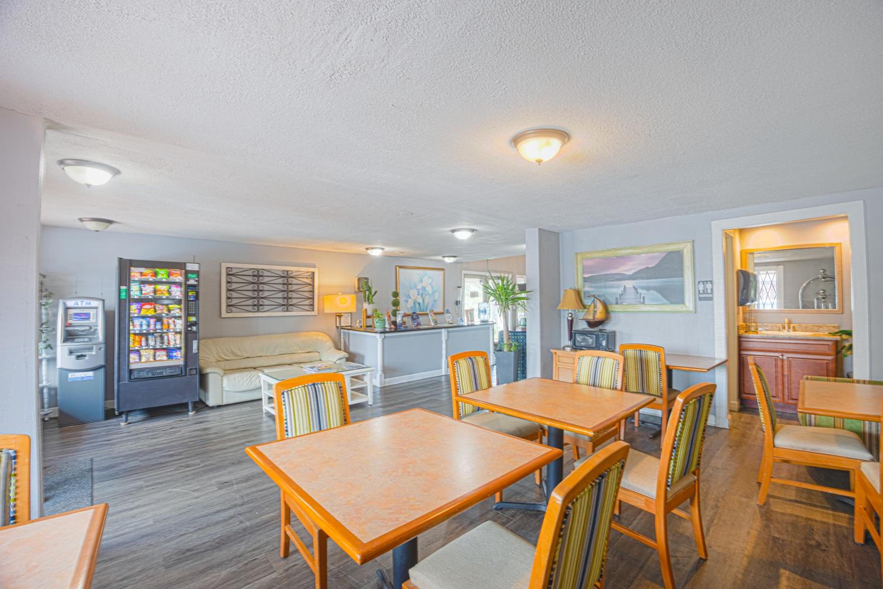 Liberty Inn and Suites Kissimmee near Disney World