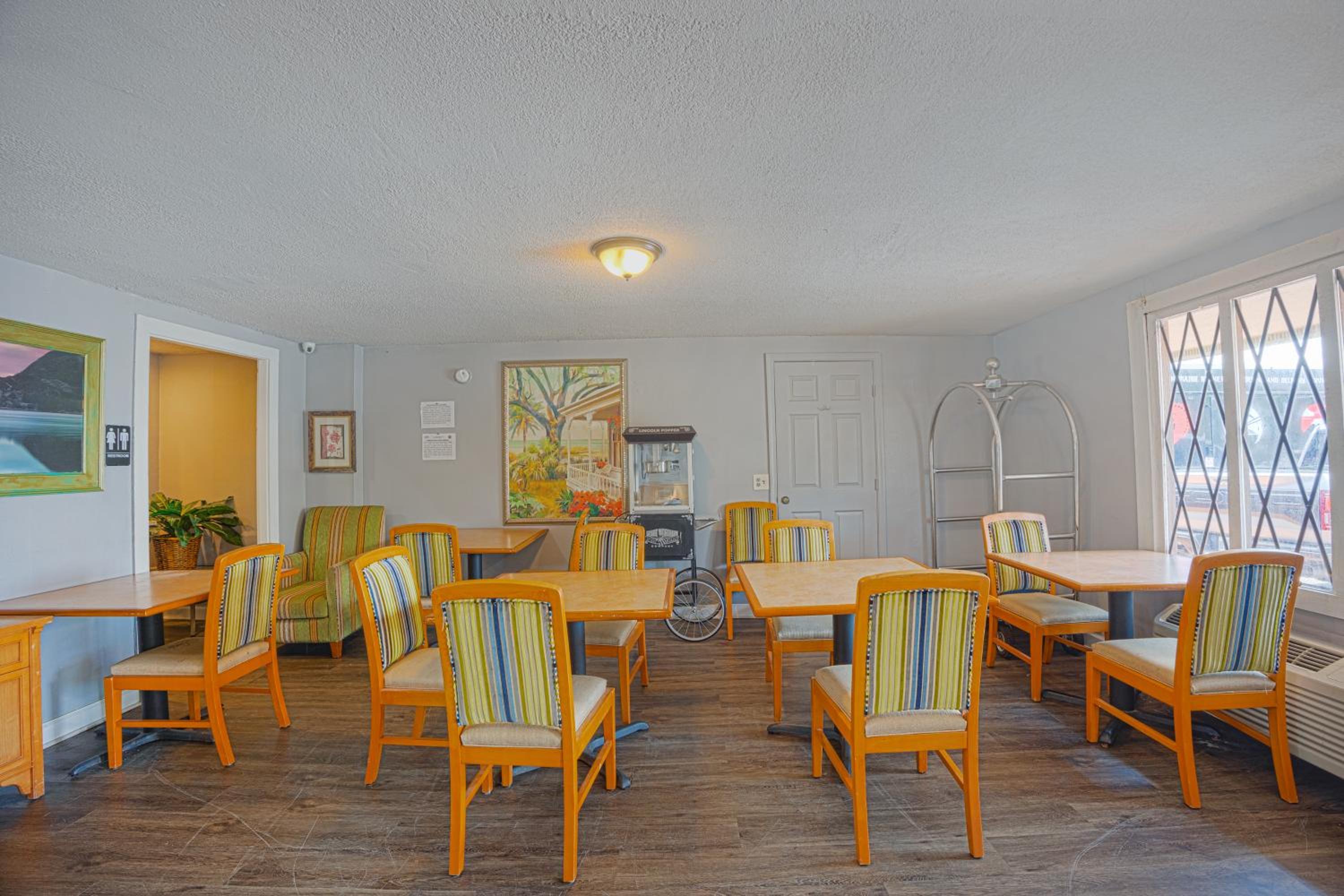 Liberty Inn and Suites Kissimmee near Disney World