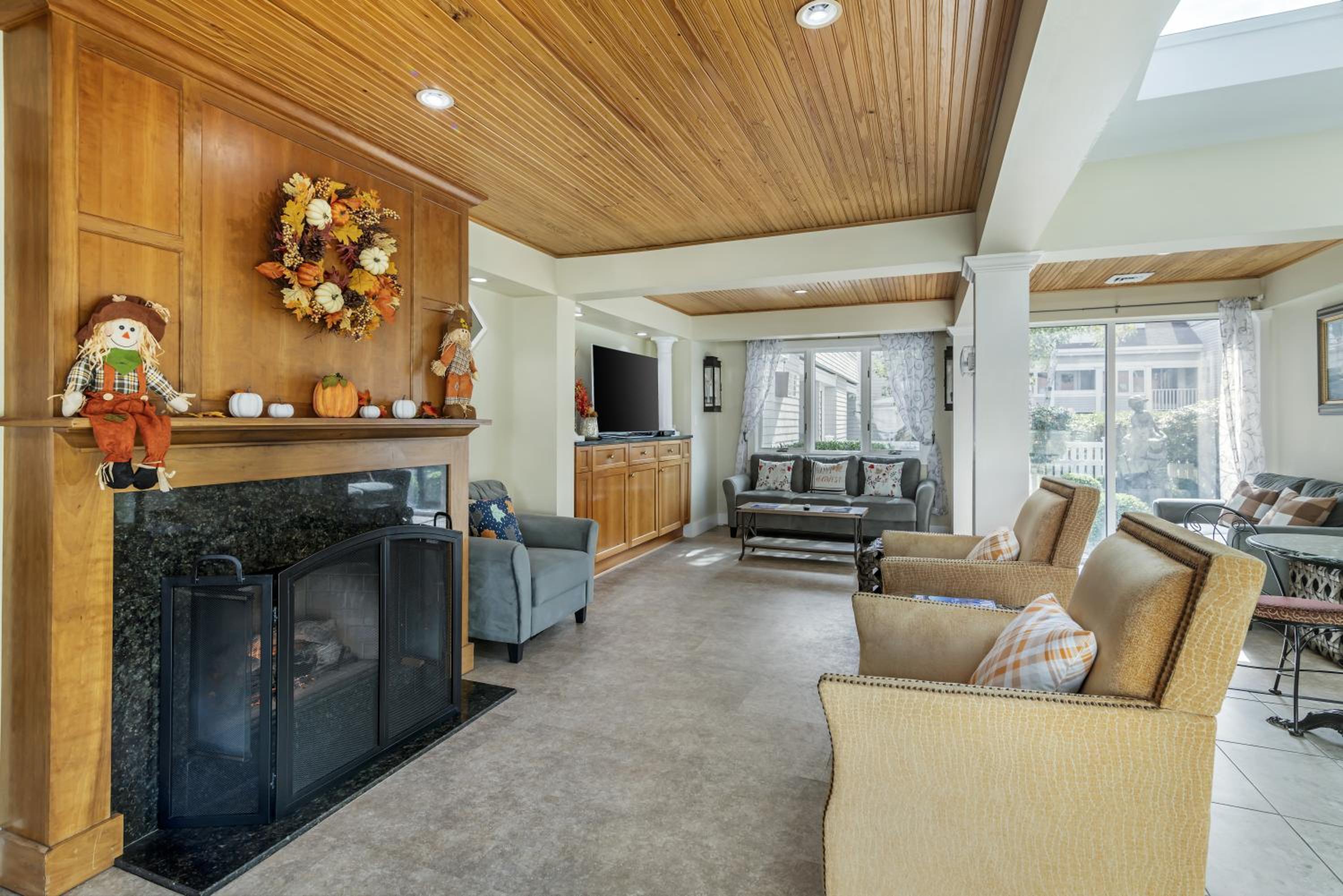 Meadowmere Resort - Property Image 6