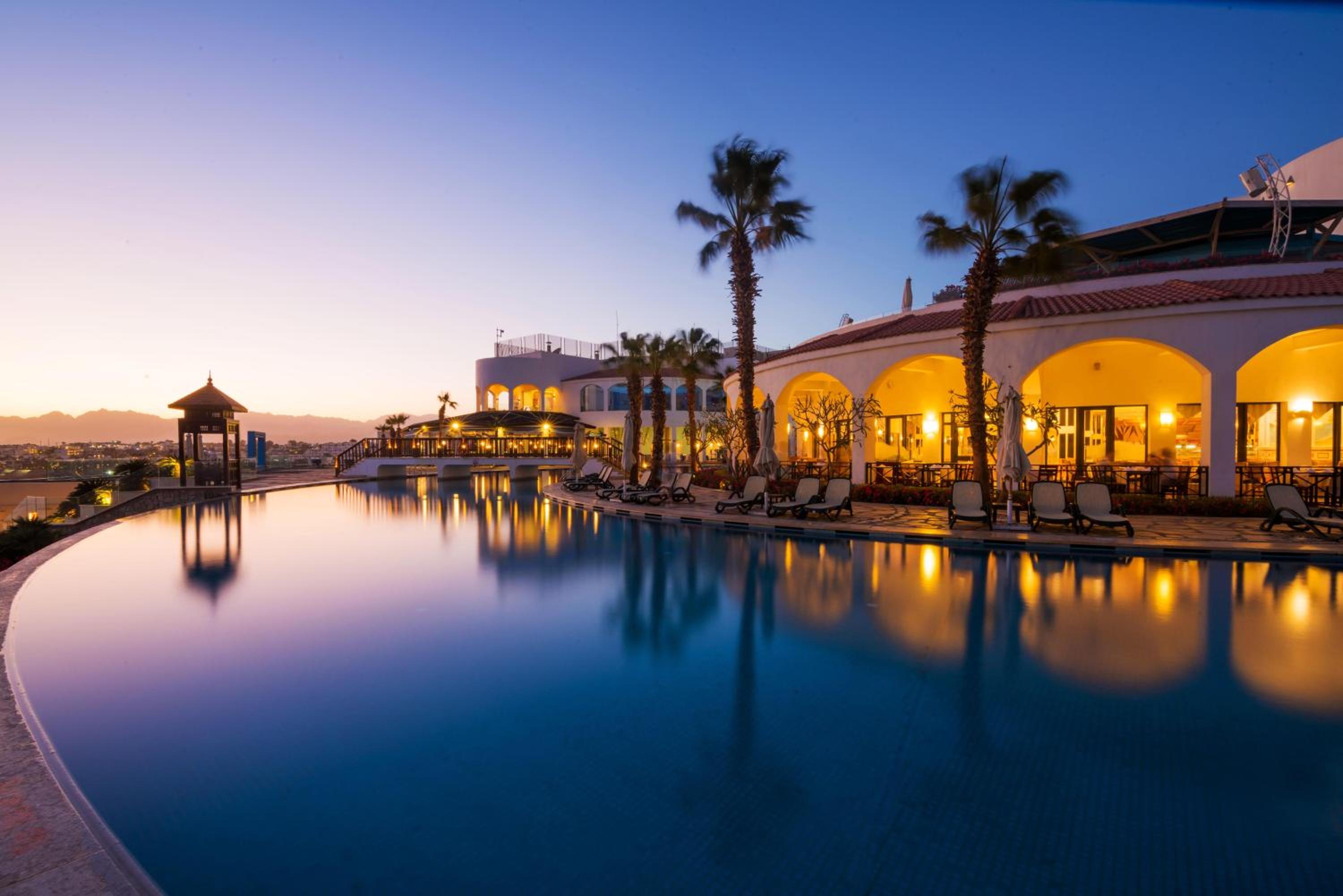 Reef Oasis Blue Bay Resort & Spa