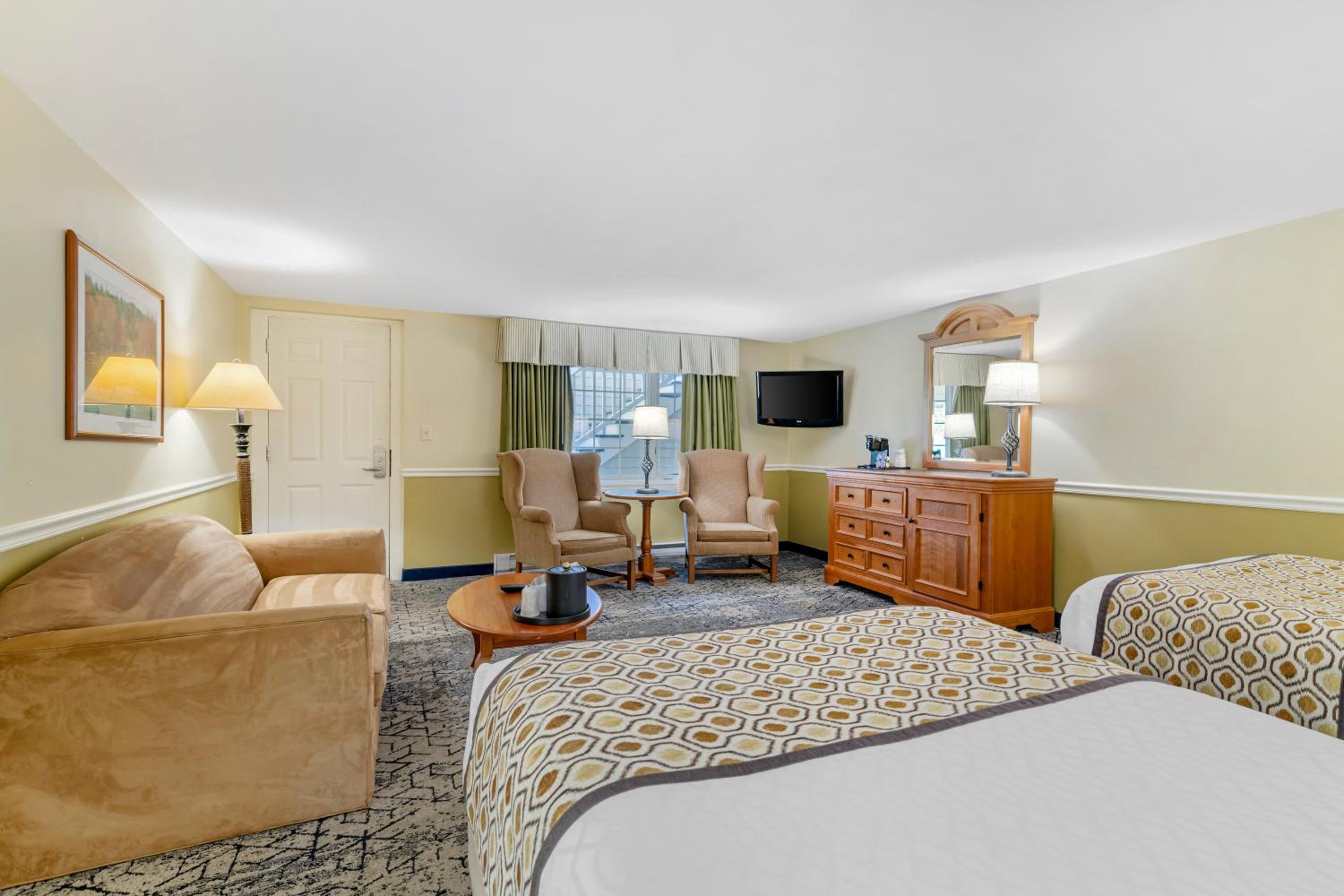 Meadowmere Resort - Property Image 28