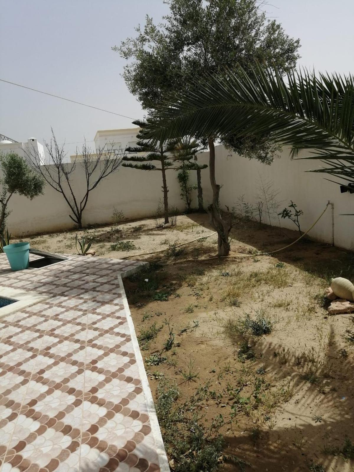 Villa standing avec piscine privée sans vis à vis et WiFi à Djerba