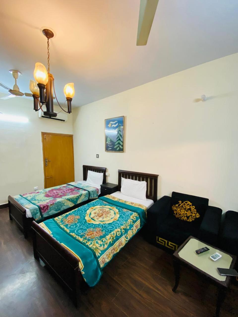 Grand Heritage Inn Islamabad view 4