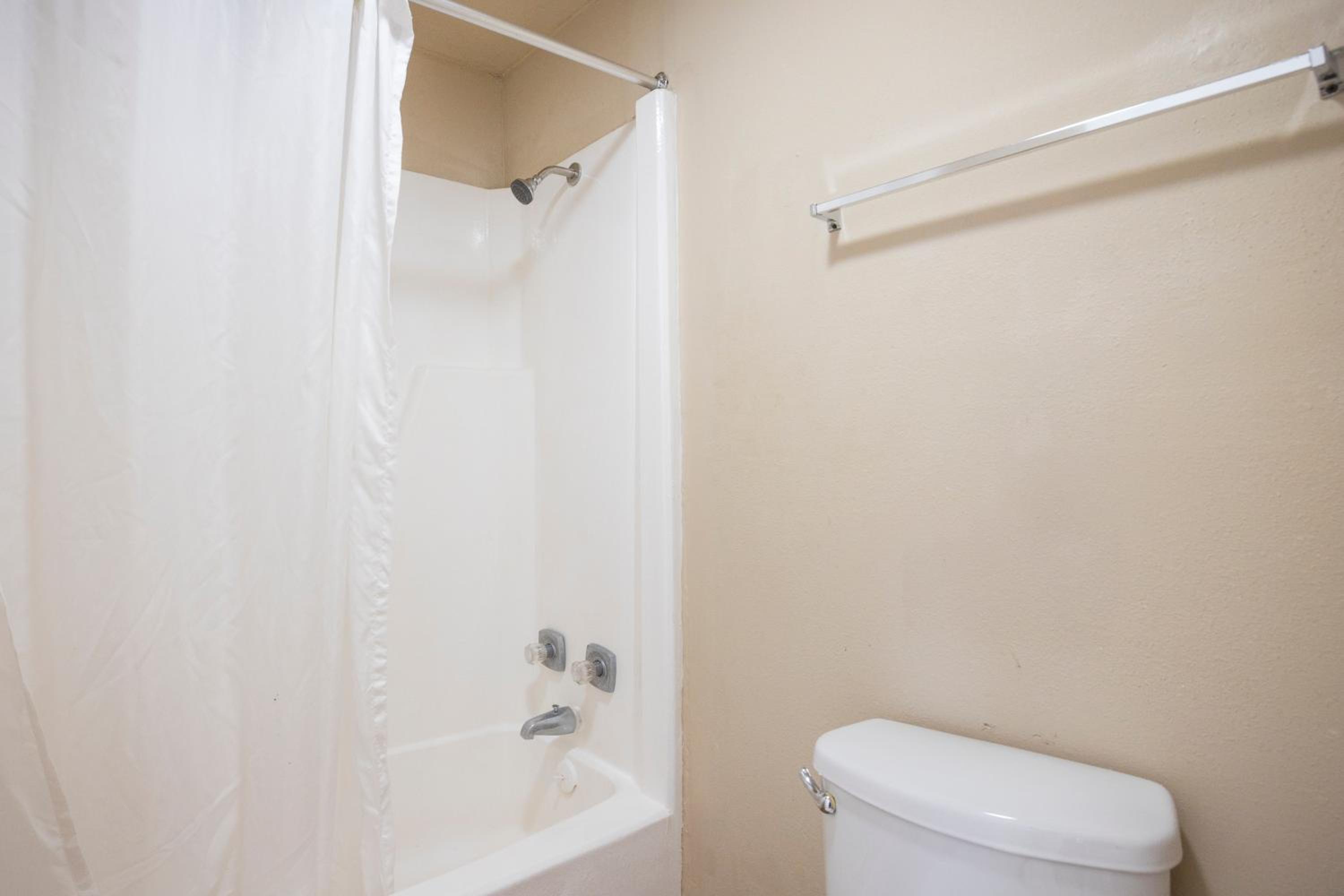 Liberty Inn and Suites Kissimmee near Disney World