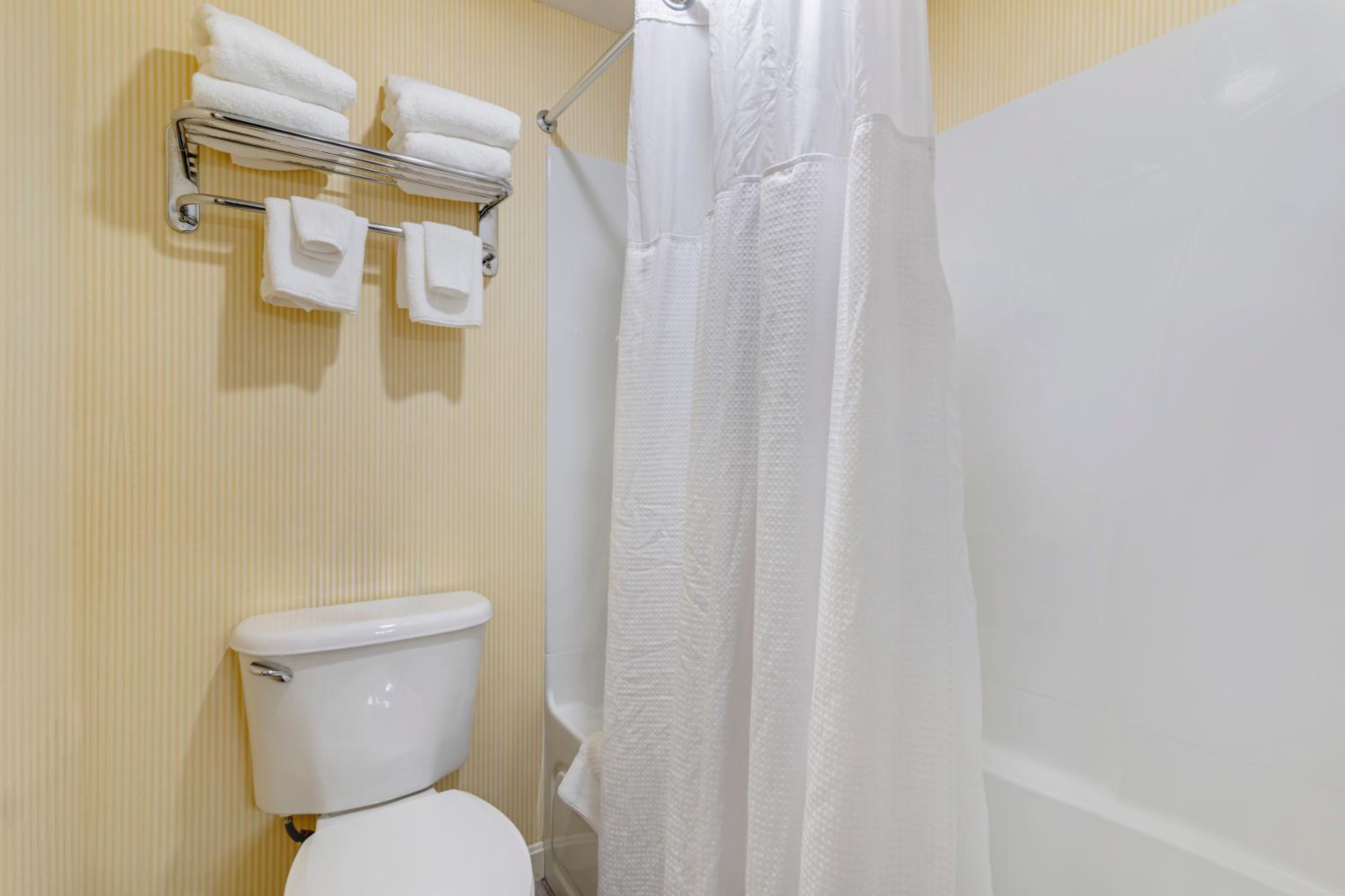 Meadowmere Resort - Property Image 36