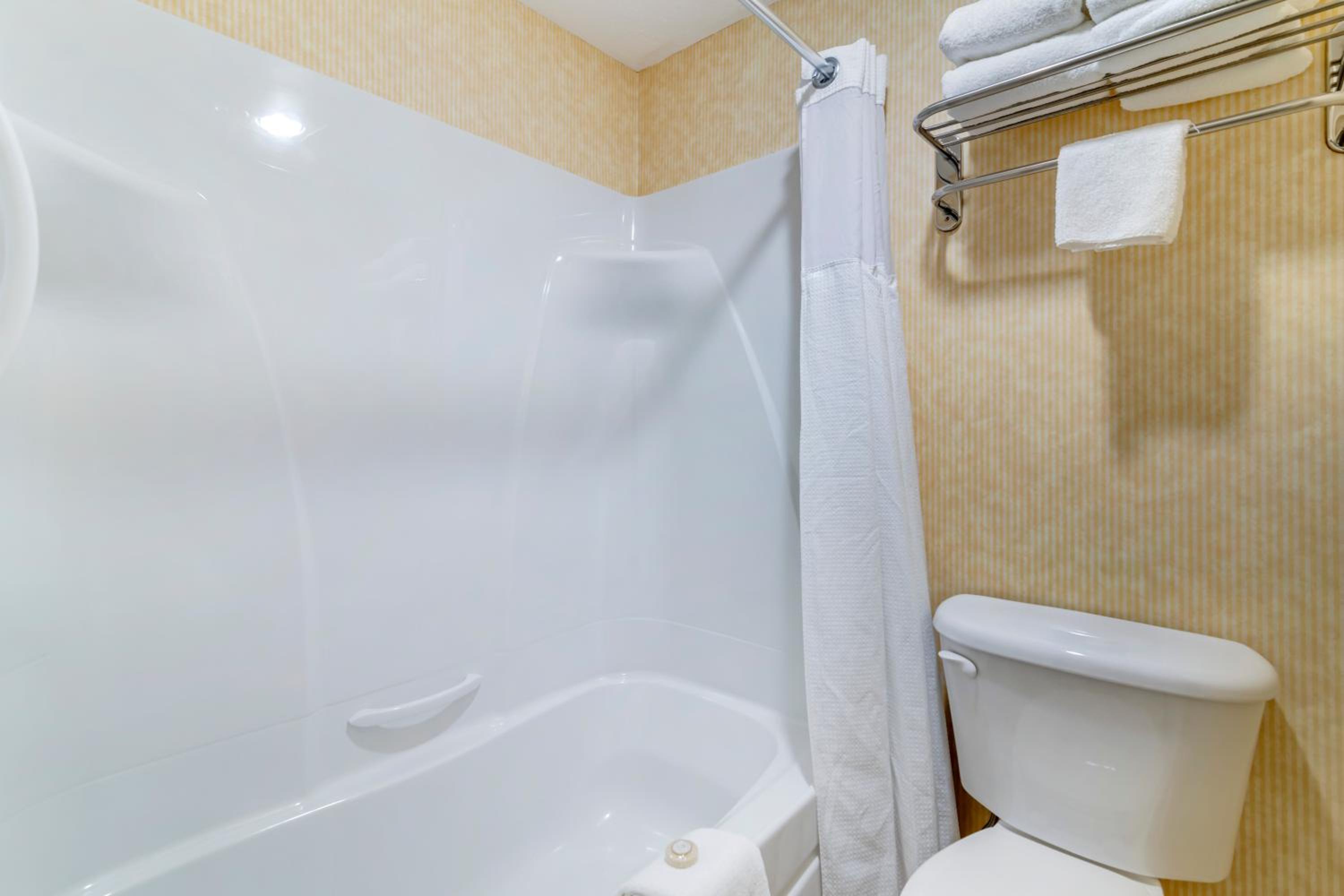 Meadowmere Resort - Property Image 47