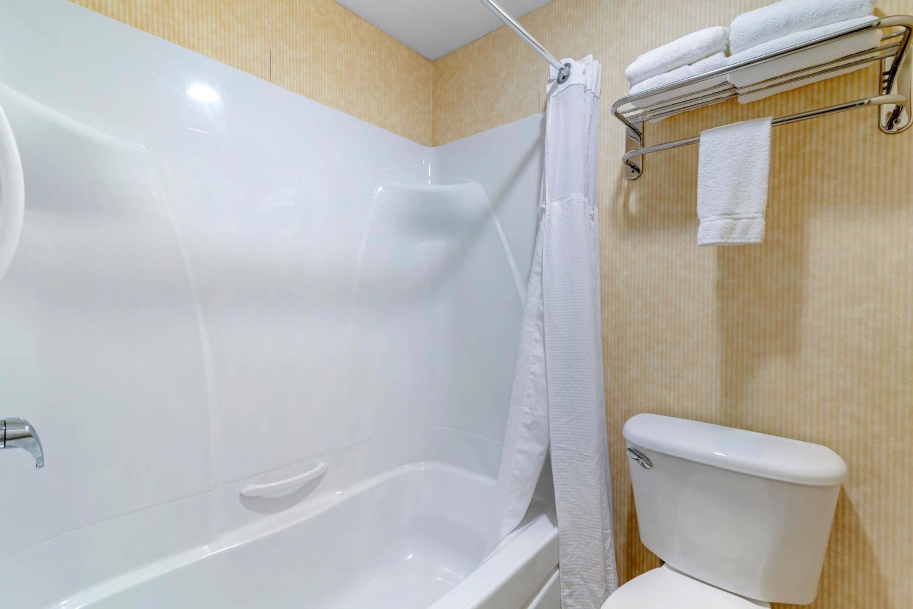 Meadowmere Resort - Property Image 45