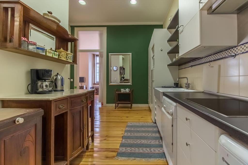 Correeiros Downtown - Historic Lisbon Apartment