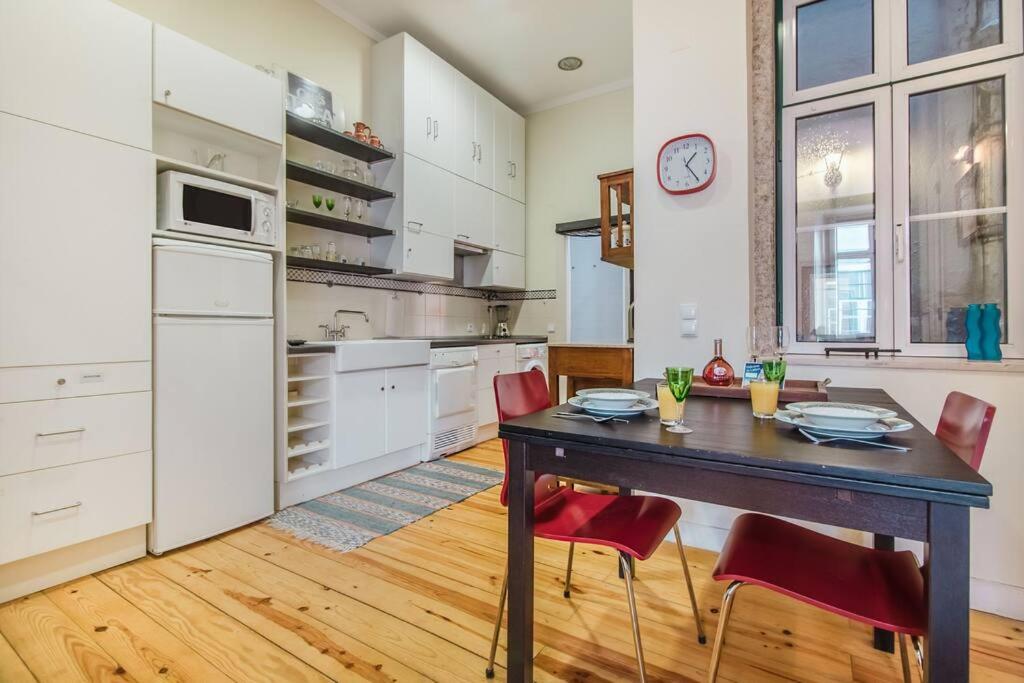 Correeiros Downtown - Historic Lisbon Apartment