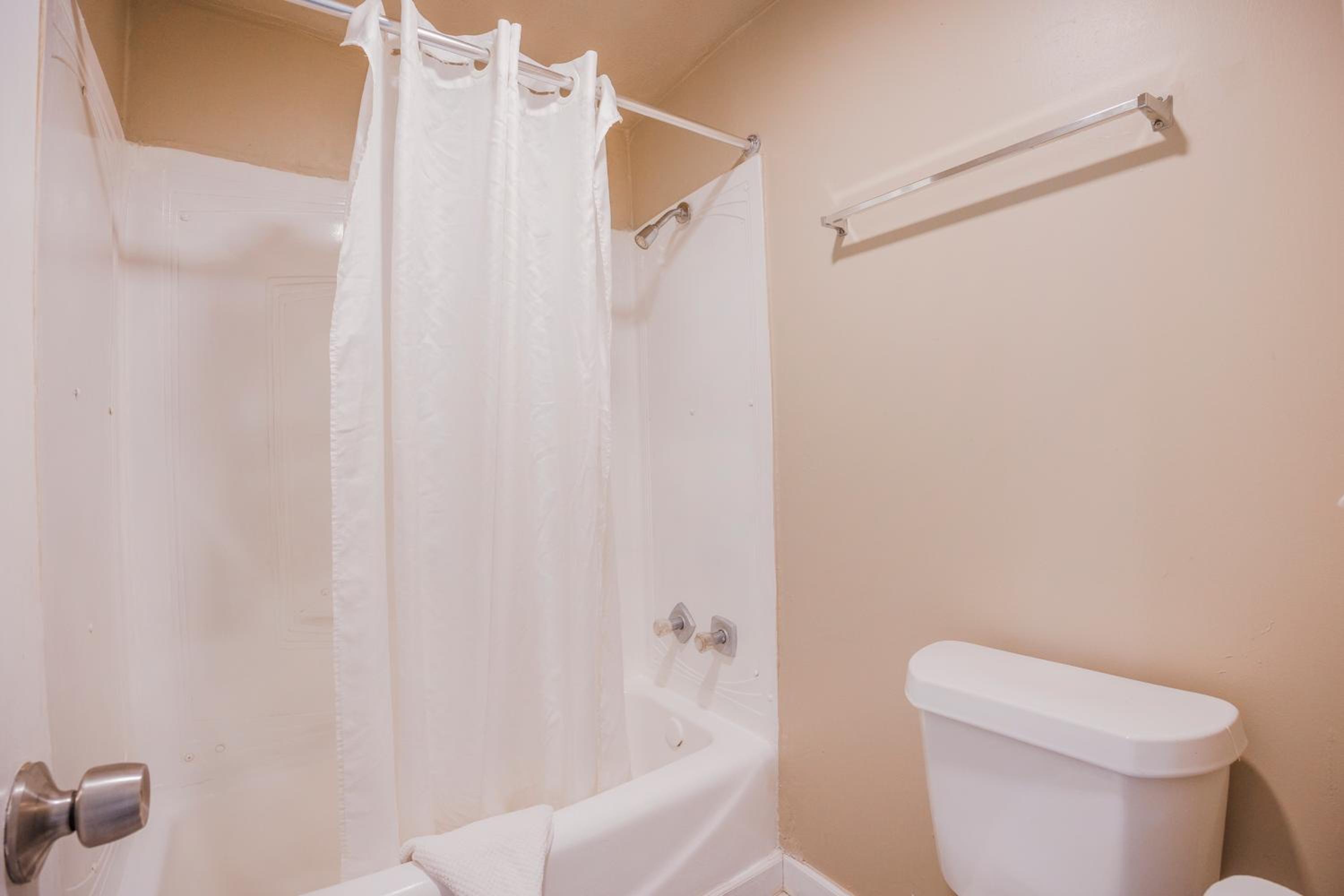 Liberty Inn and Suites Kissimmee near Disney World