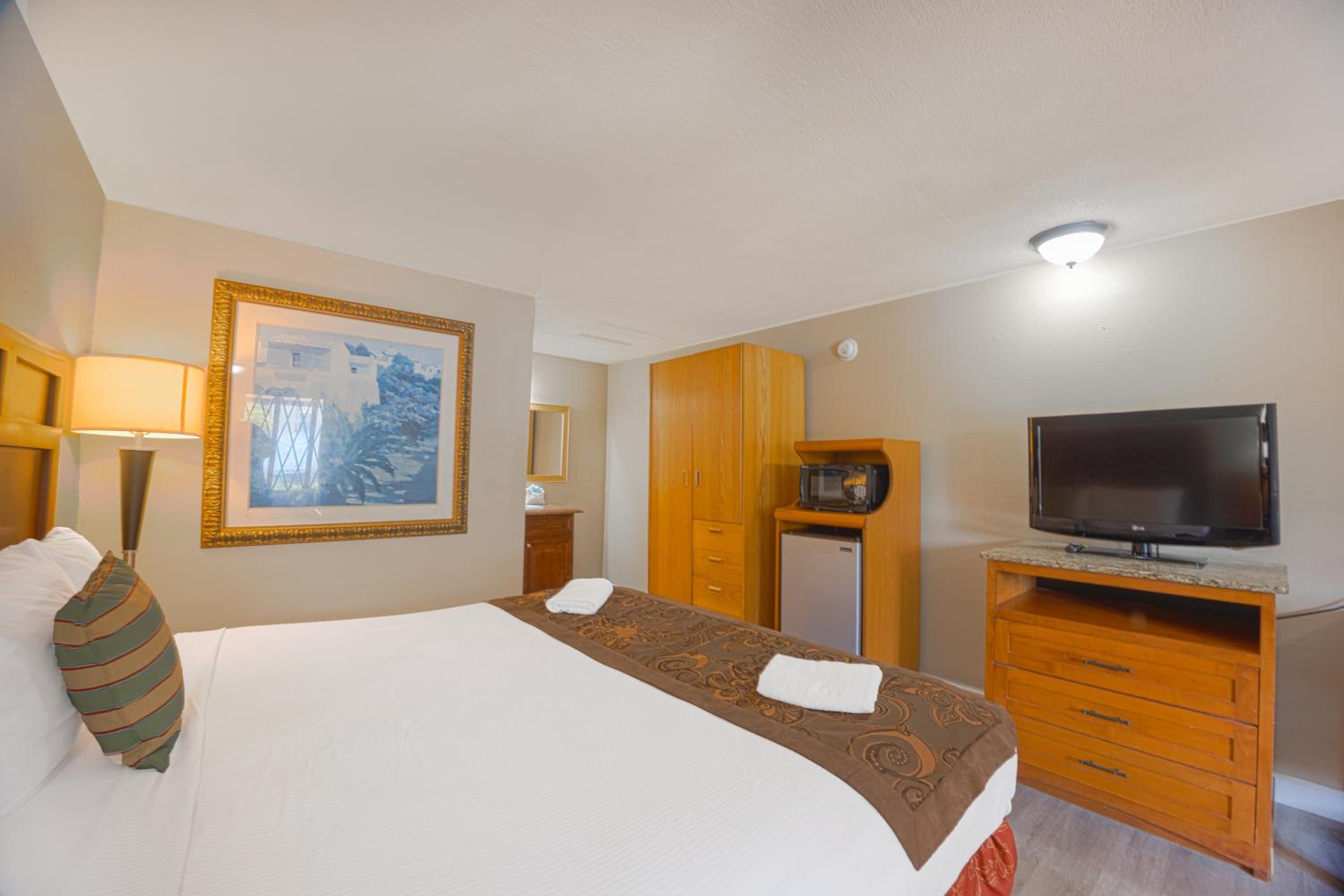 Liberty Inn and Suites Kissimmee near Disney World