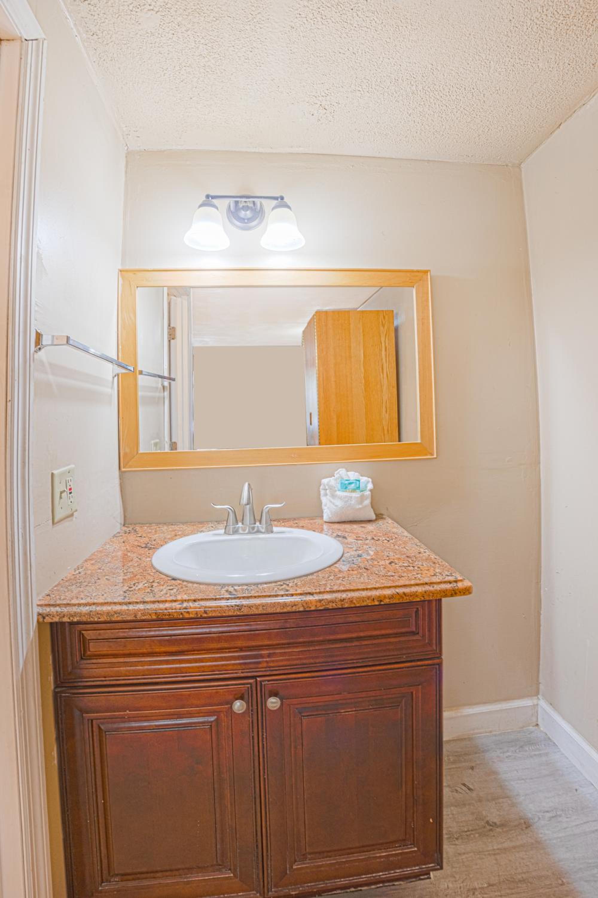 Liberty Inn and Suites Kissimmee near Disney World