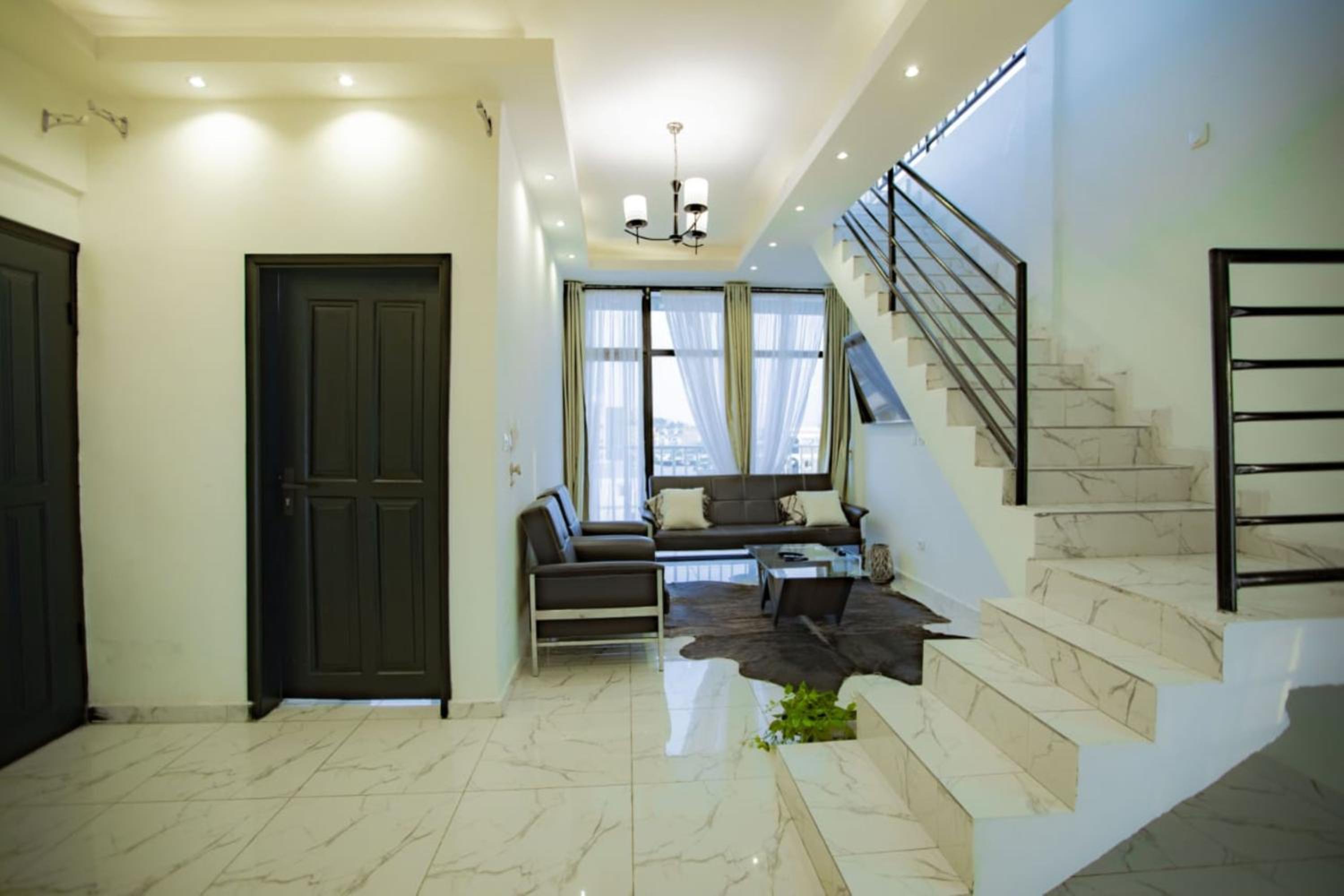 Luxury TownHouse
