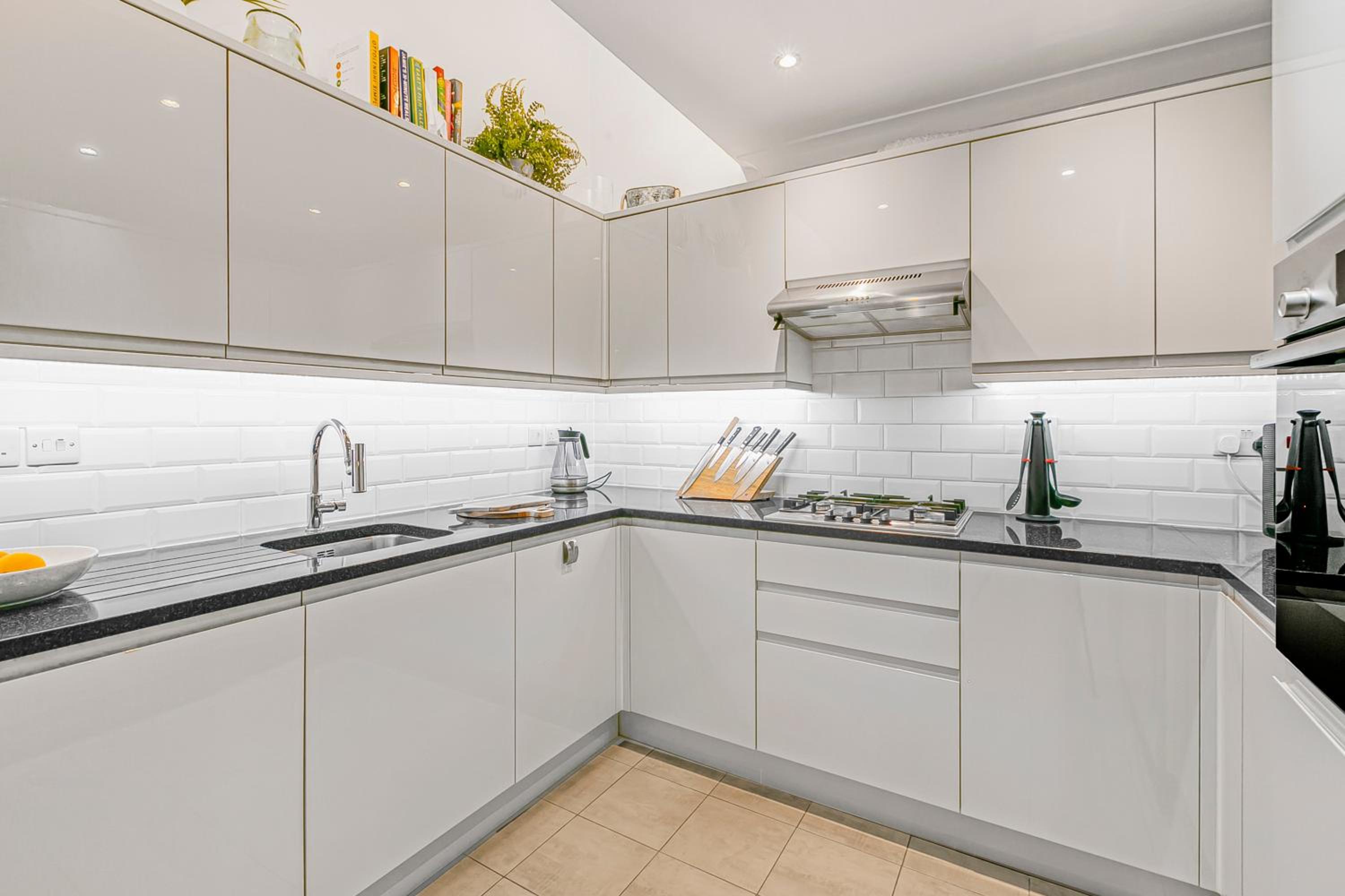 4 Bedroom House With Home Gym - Behind V&A Museum