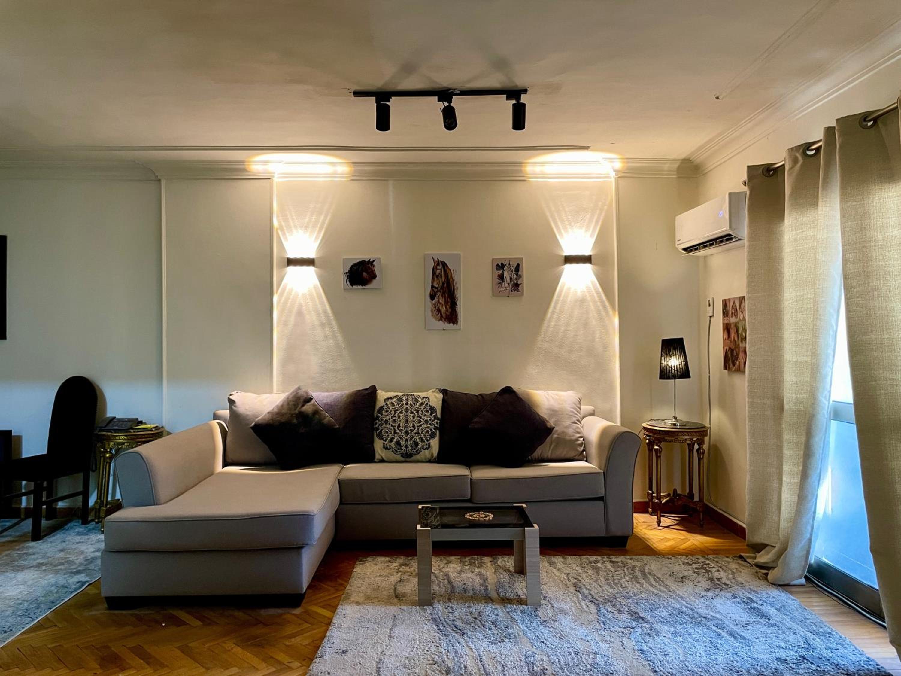 Modern 3BR Apartment - Steps from Abbas El Akkad and Citystars
