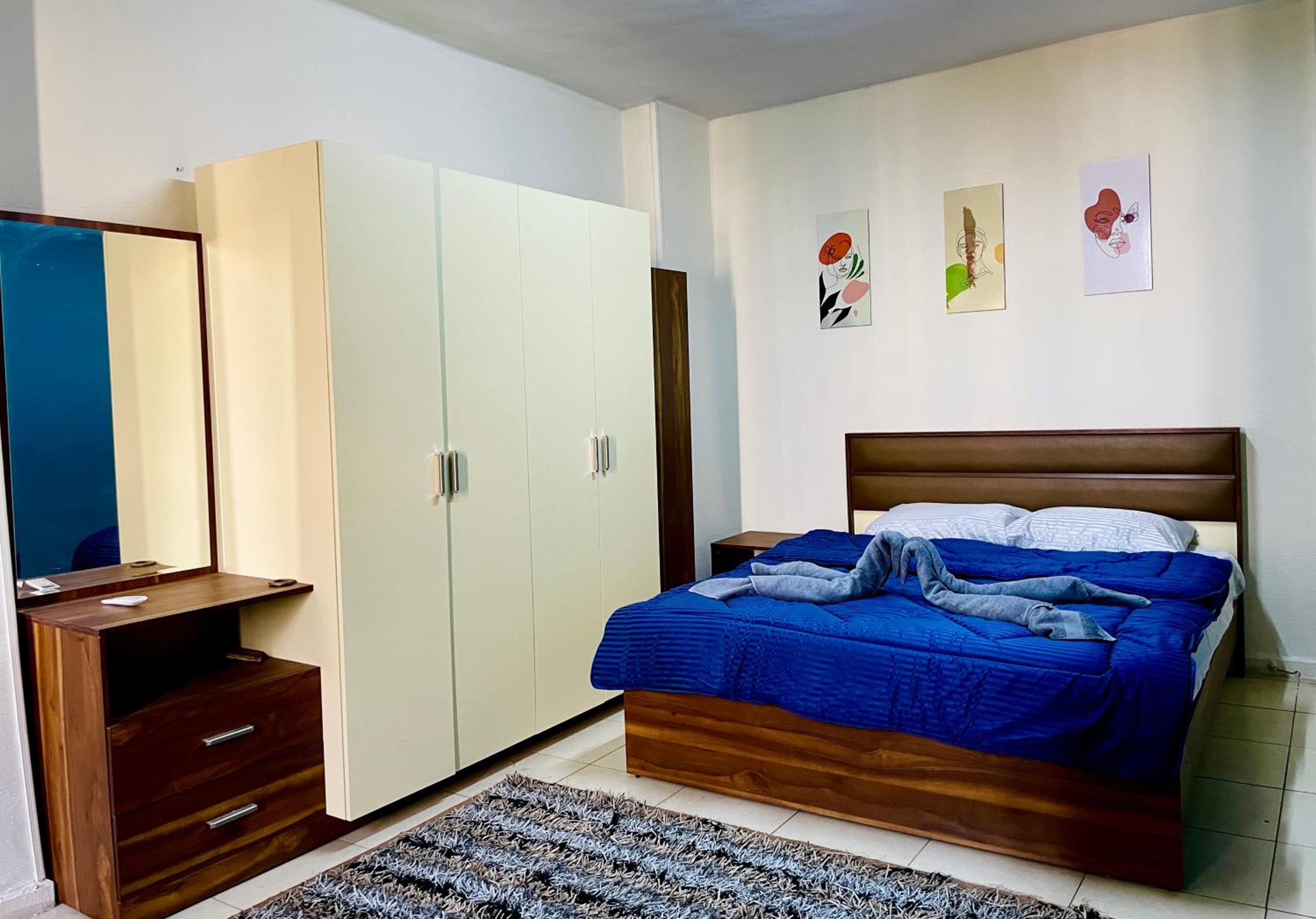 Modern 3BR Apartment - Steps from Abbas El Akkad and Citystars