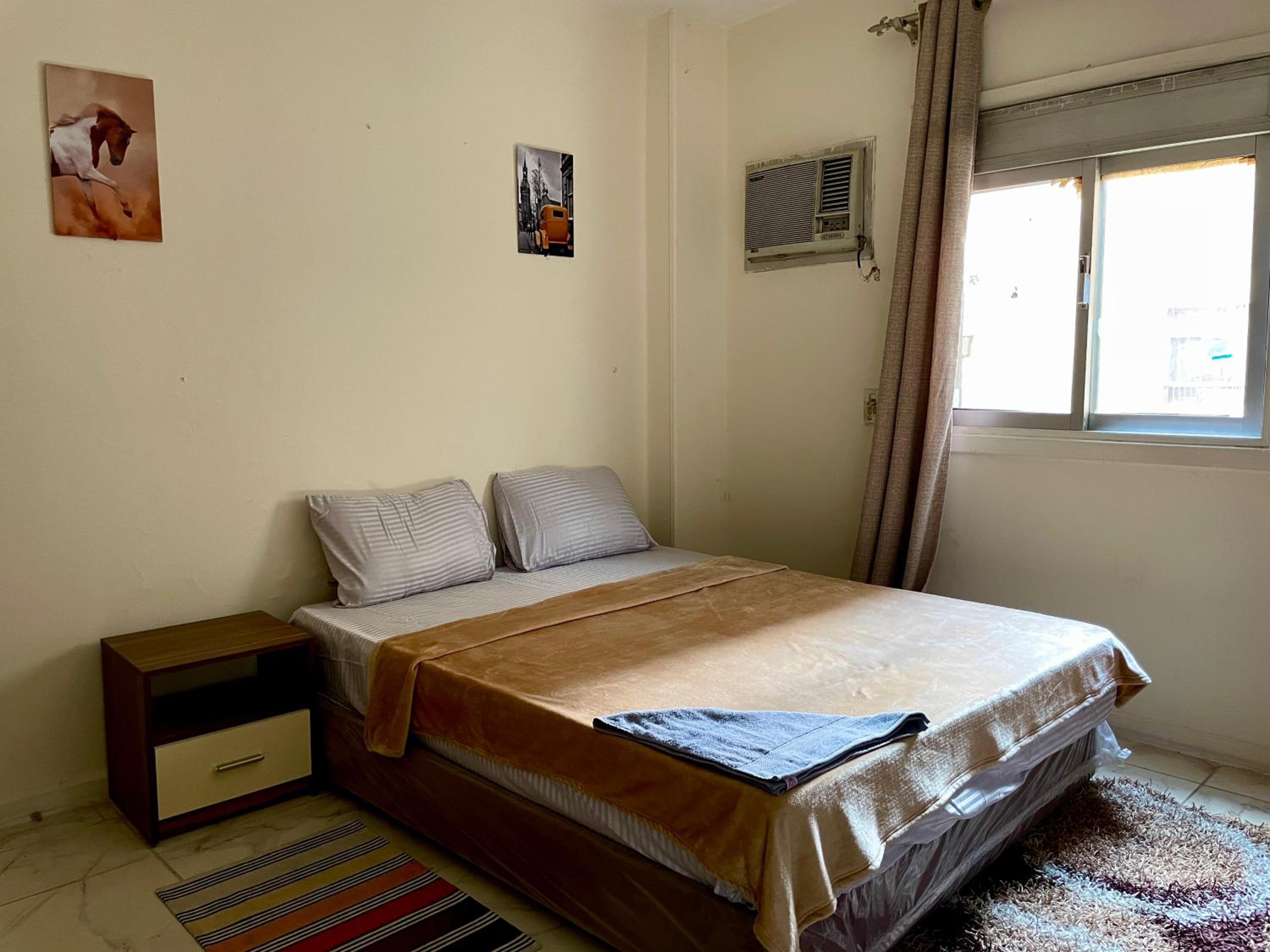 Modern 3BR Apartment - Steps from Abbas El Akkad and Citystars