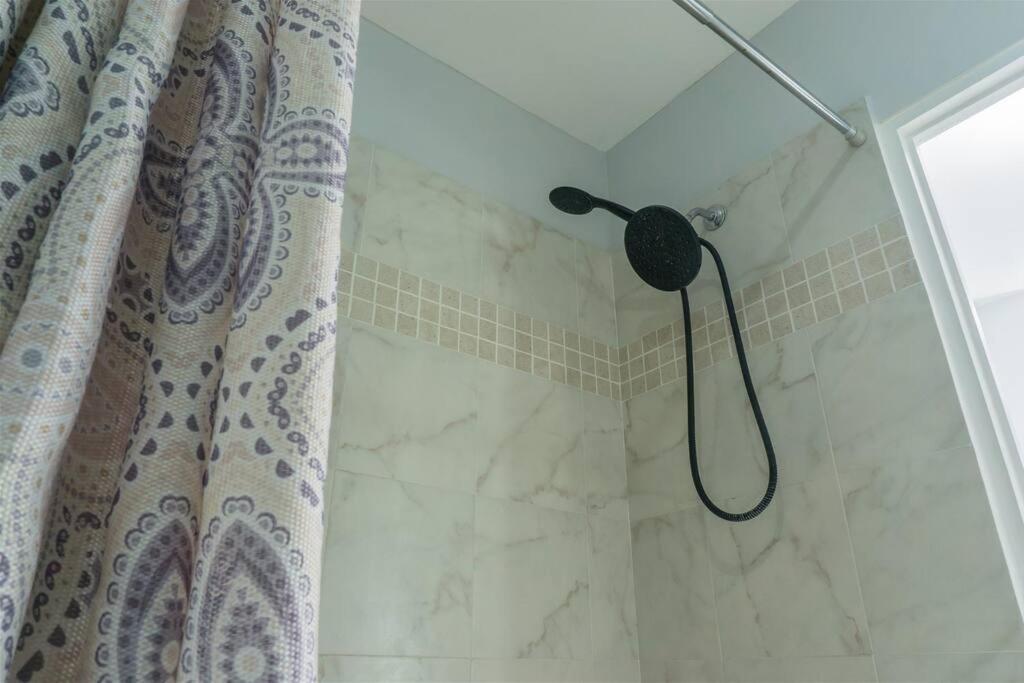 Jamaica Vacation Rentals - Kingston Luxury Home