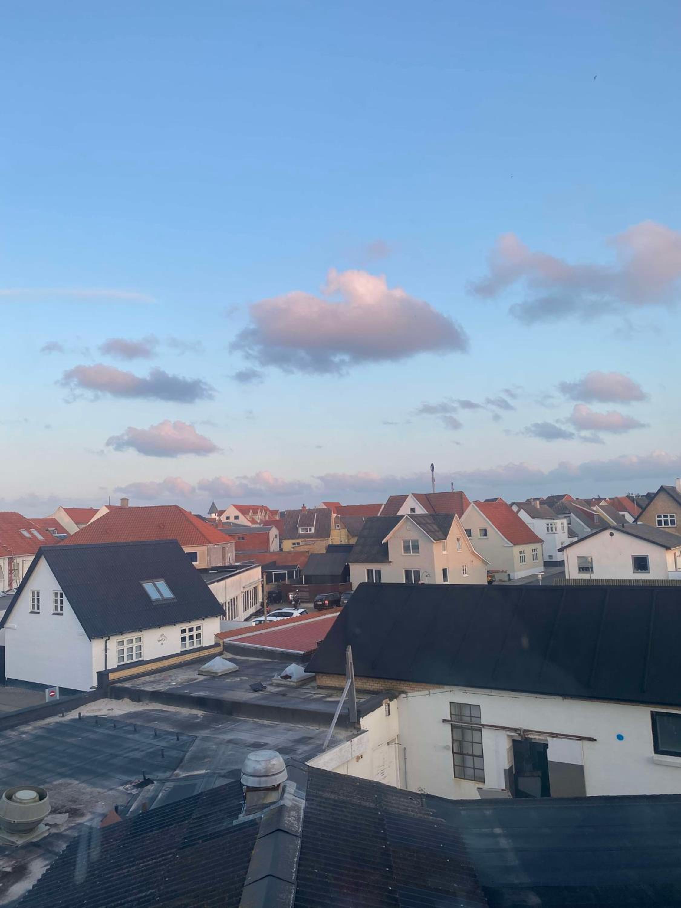 Central lejlighed tæt færgen