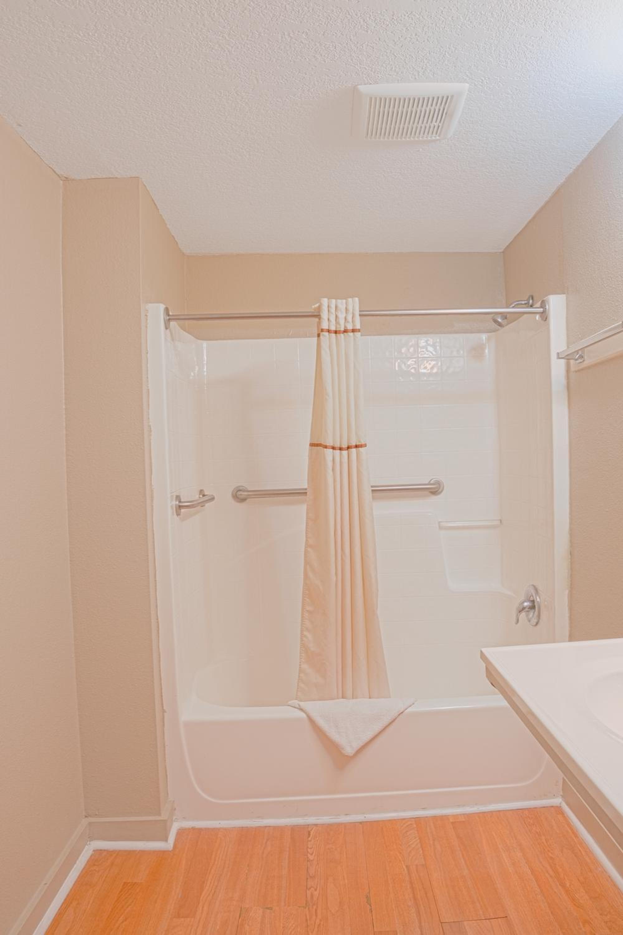 Liberty Inn and Suites Kissimmee near Disney World
