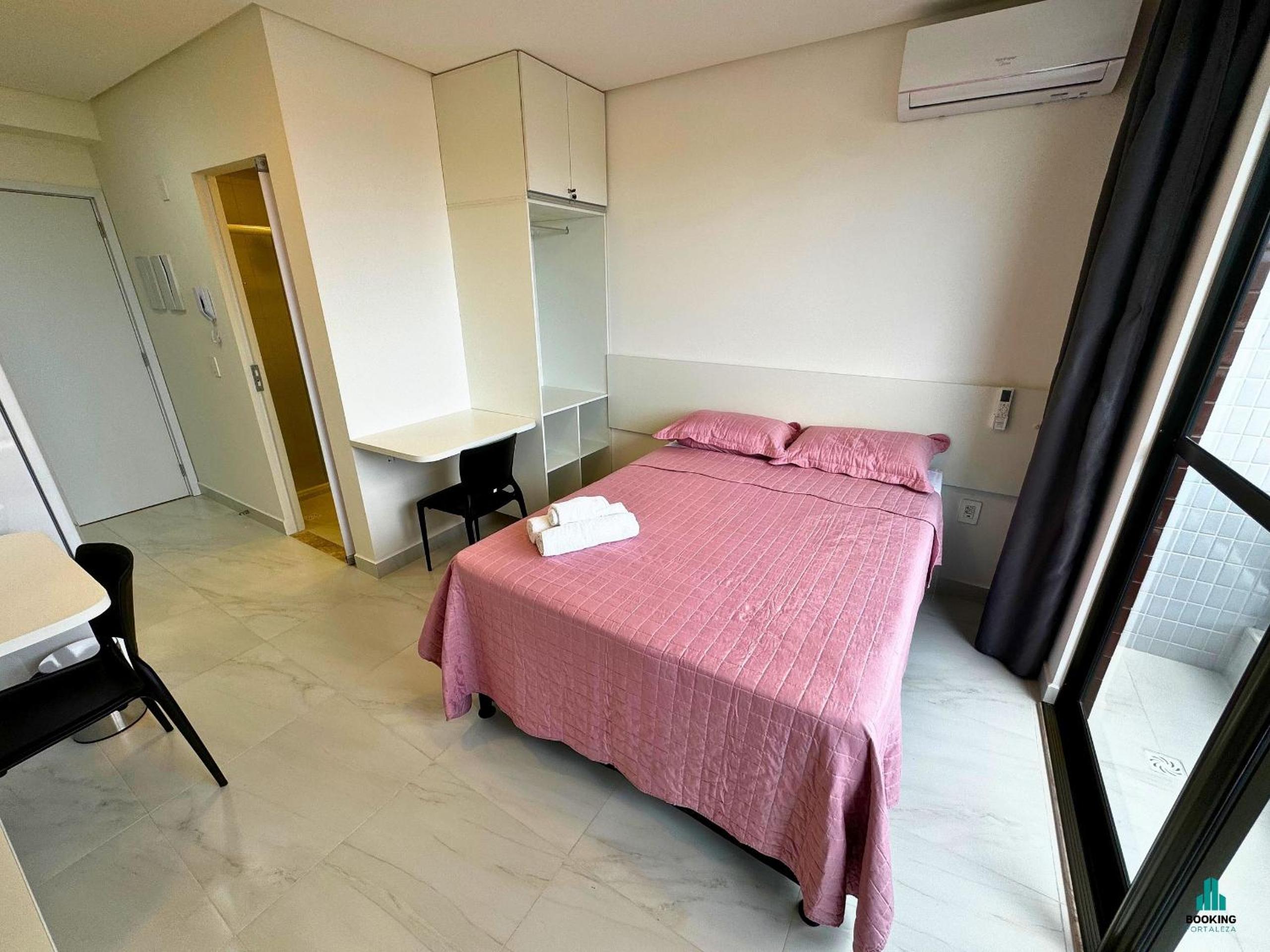 Compact Time by Holiday Stays