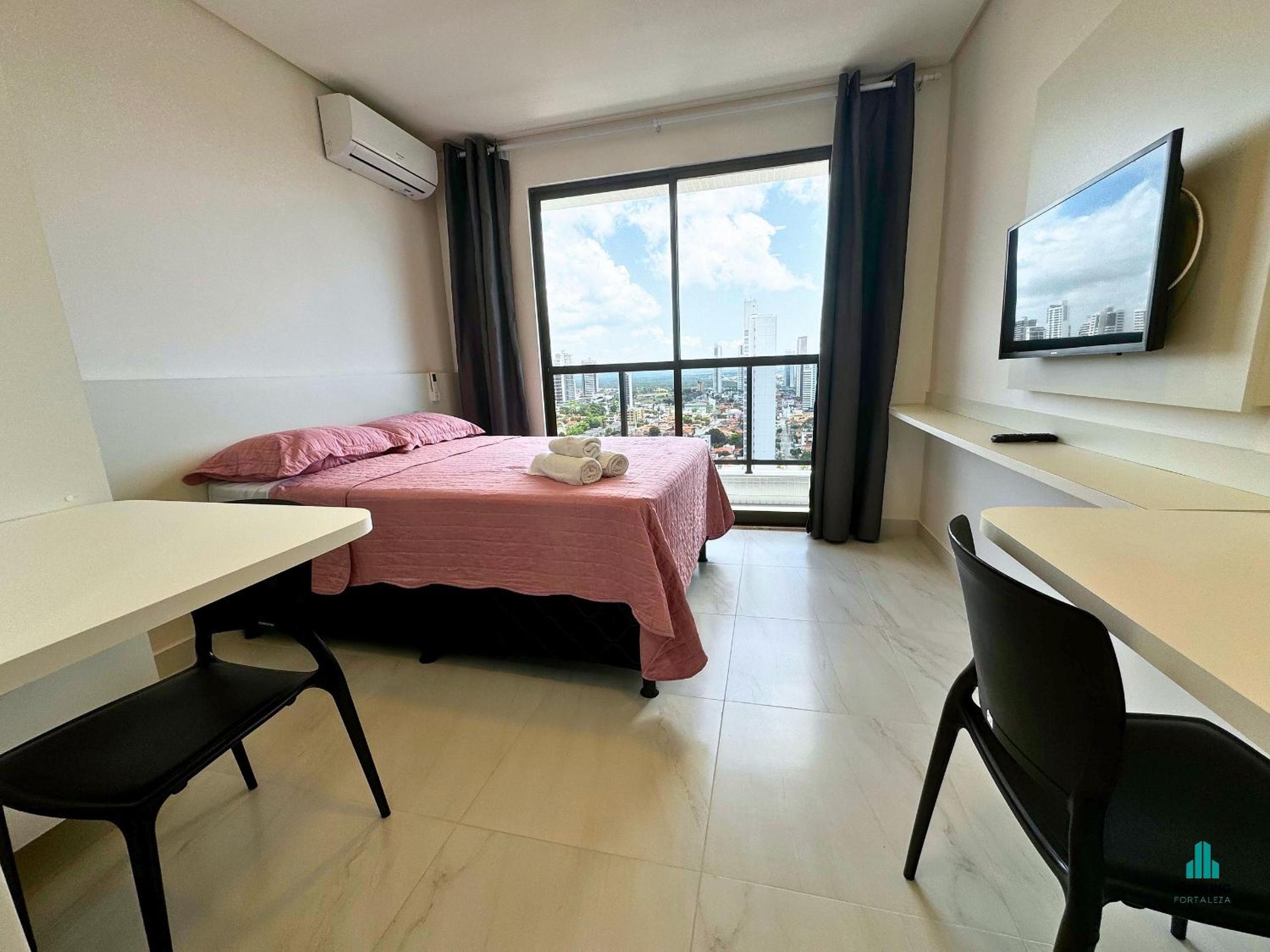 Compact Time by Holiday Stays