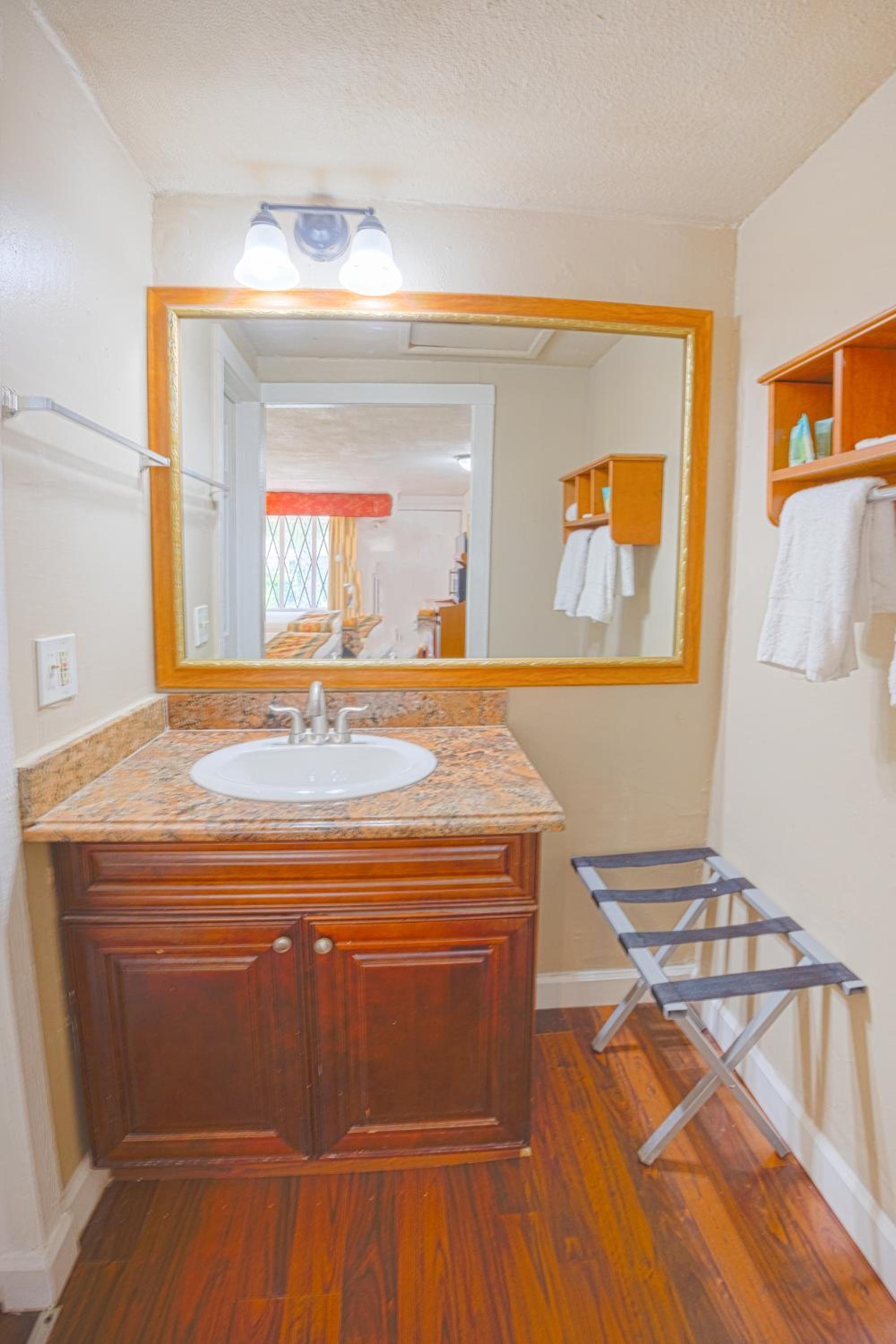Liberty Inn and Suites Kissimmee near Disney World