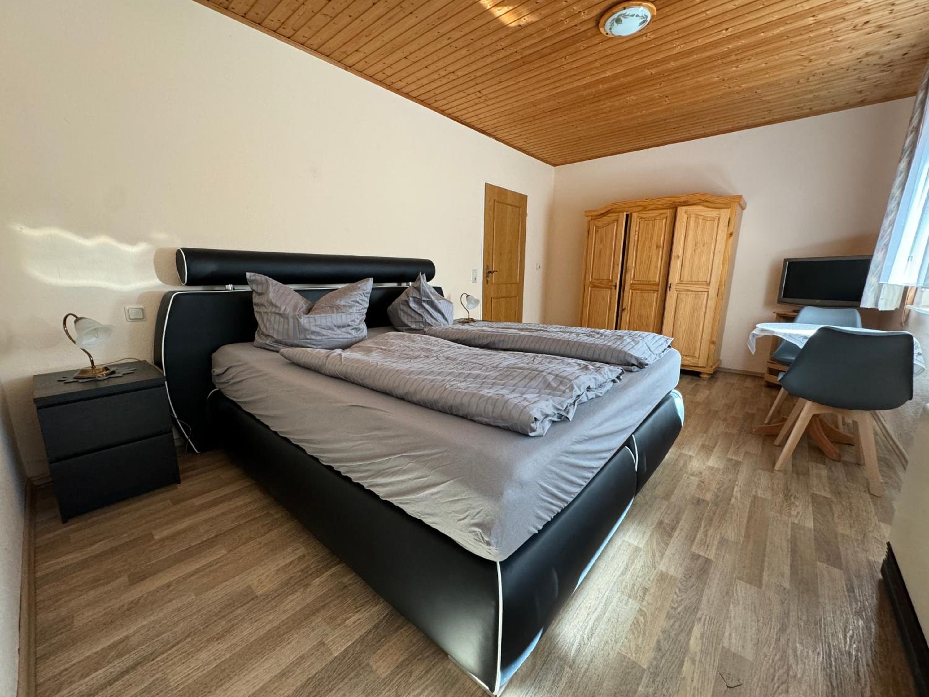 Zur goldenen Krone Pension Stadtallendorf