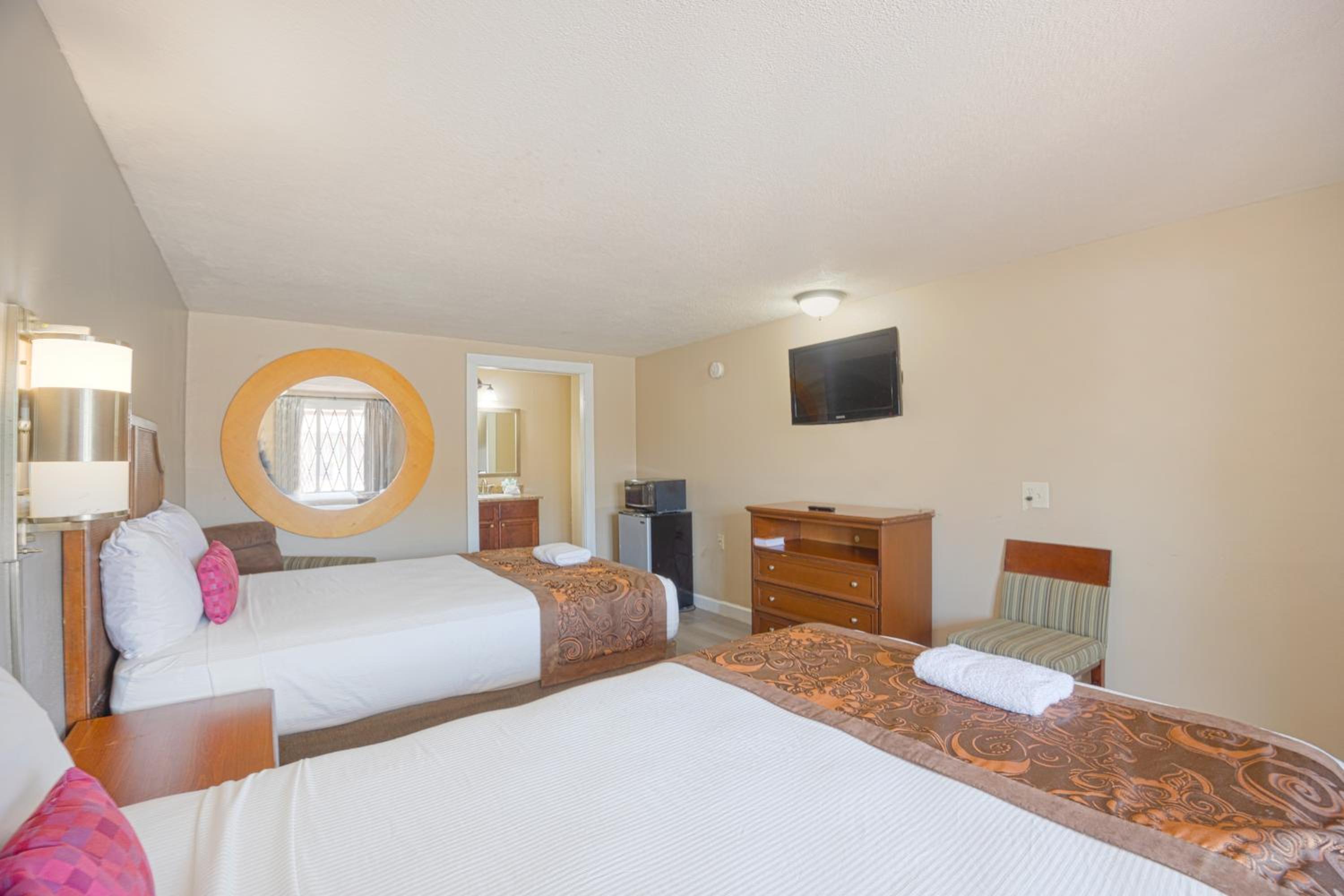 Liberty Inn and Suites Kissimmee near Disney World