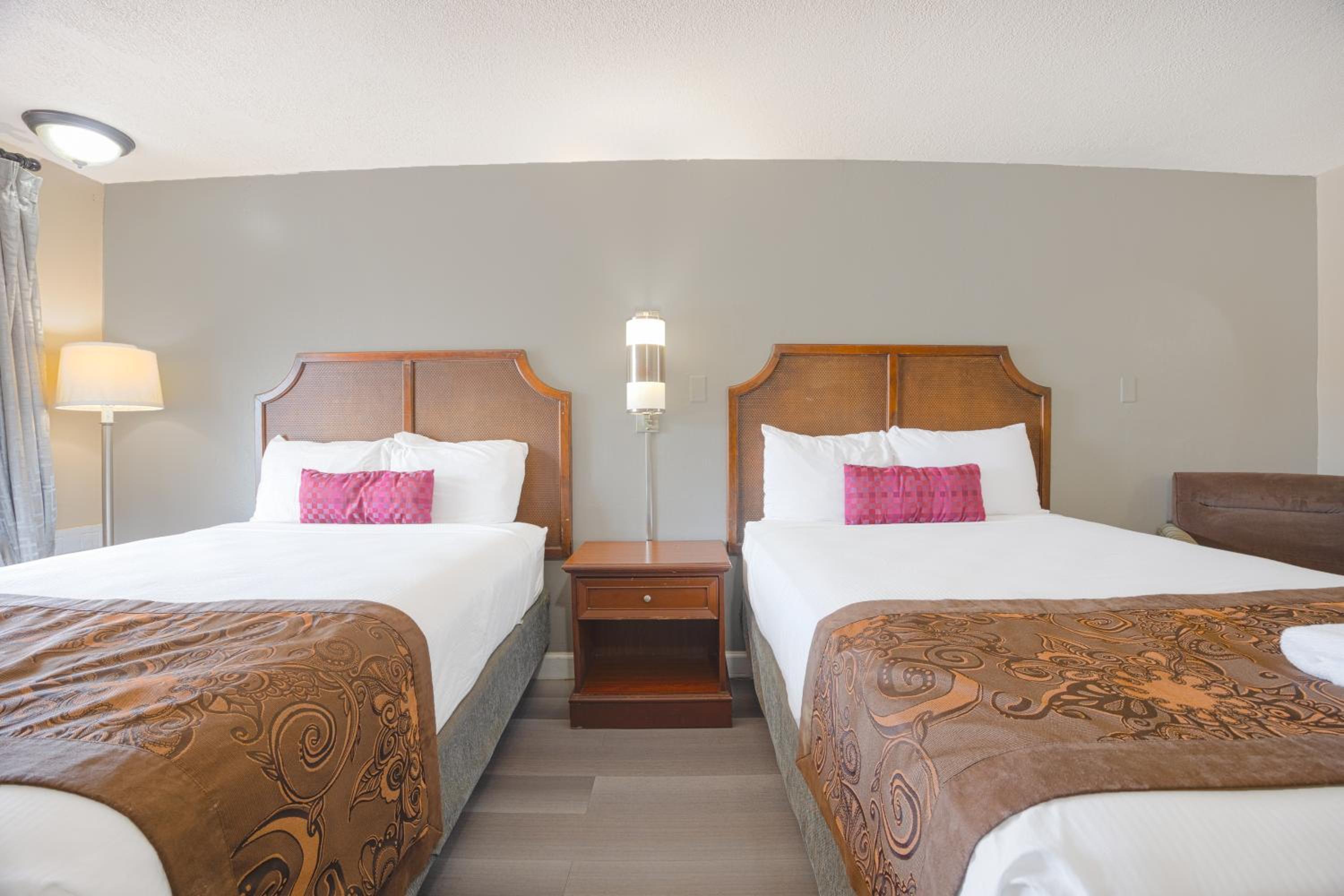 Liberty Inn and Suites Kissimmee near Disney World