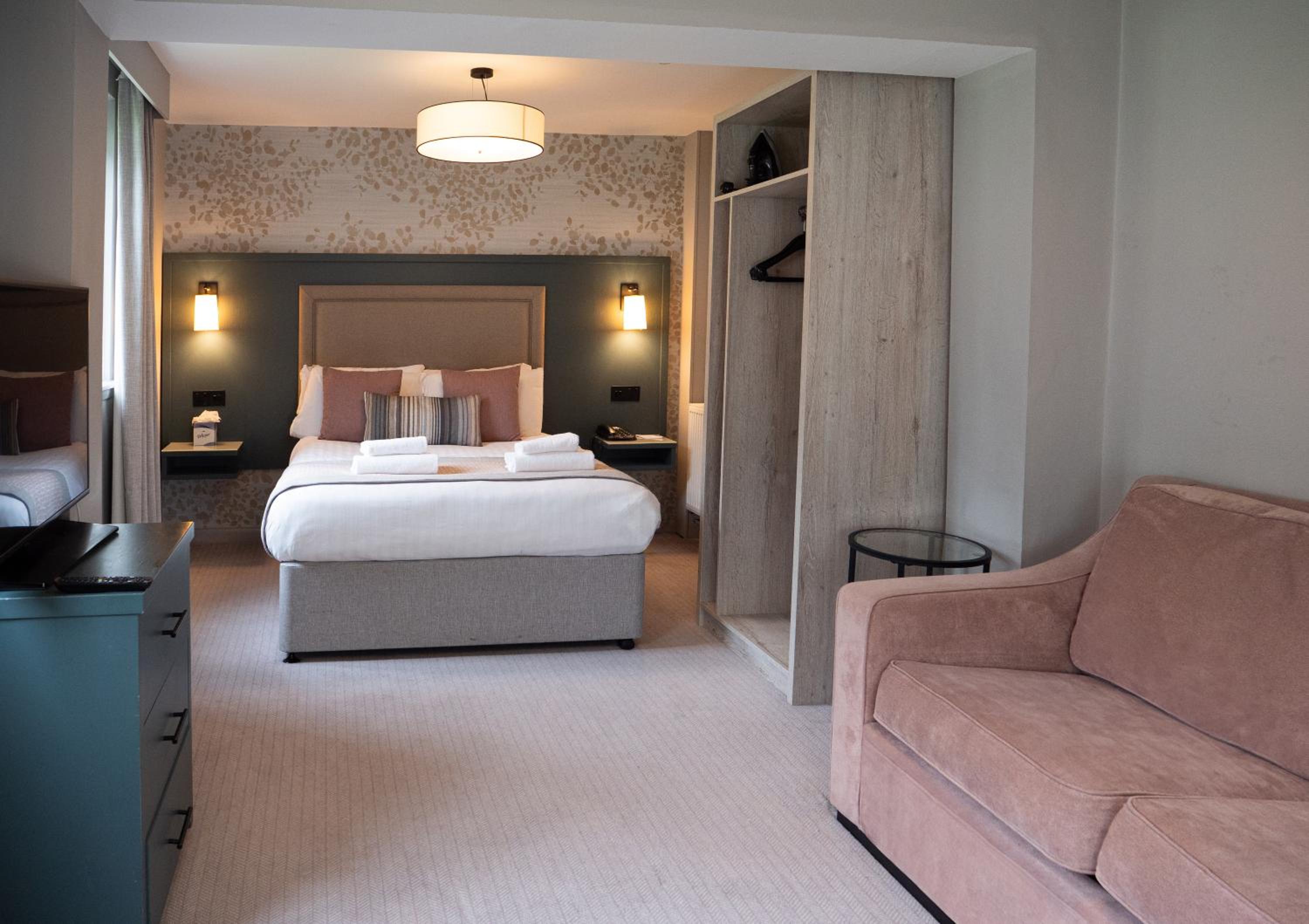 Gretna Green Vacations - Gretna Hall Hotel - Property Image 1