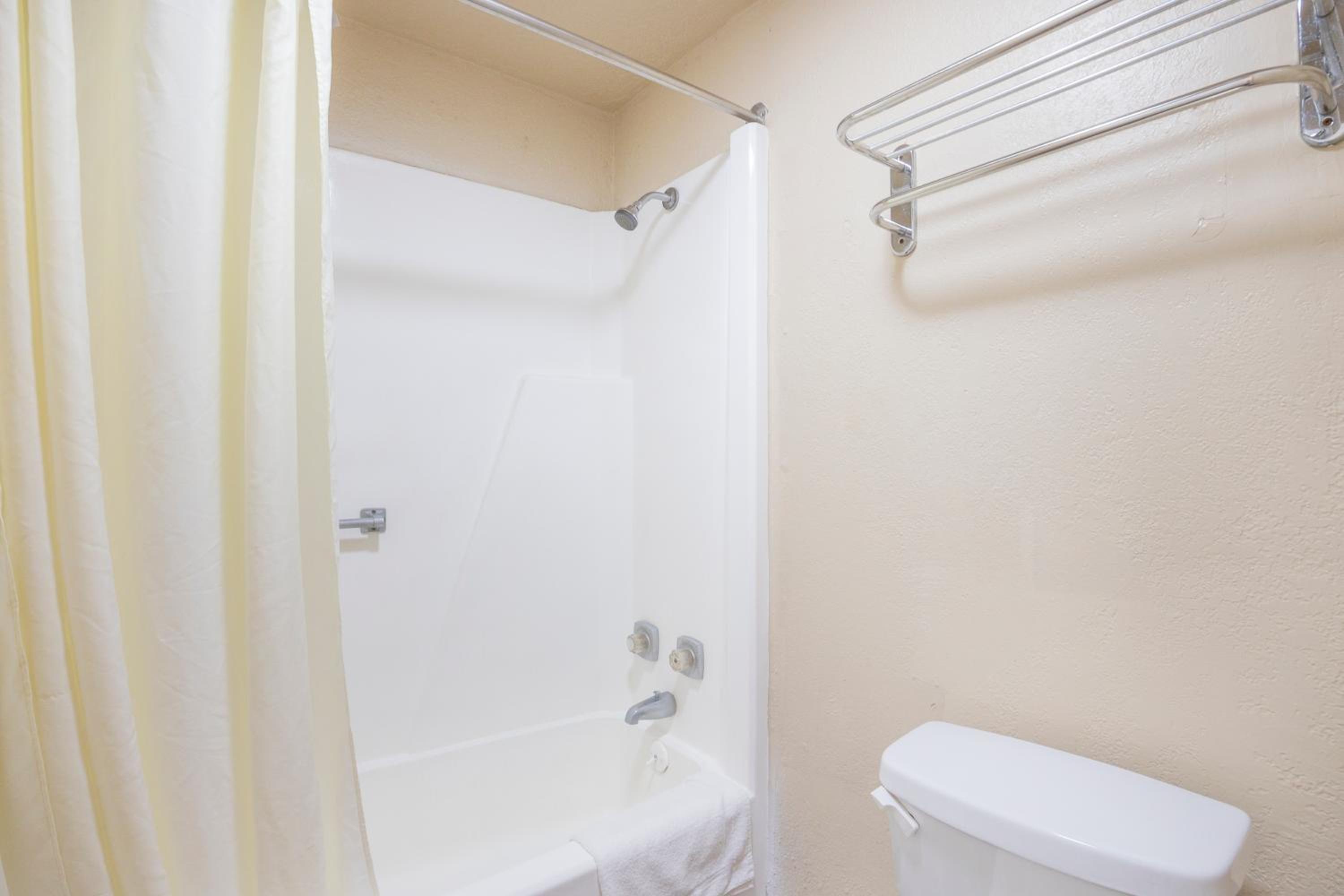 Liberty Inn and Suites Kissimmee near Disney World