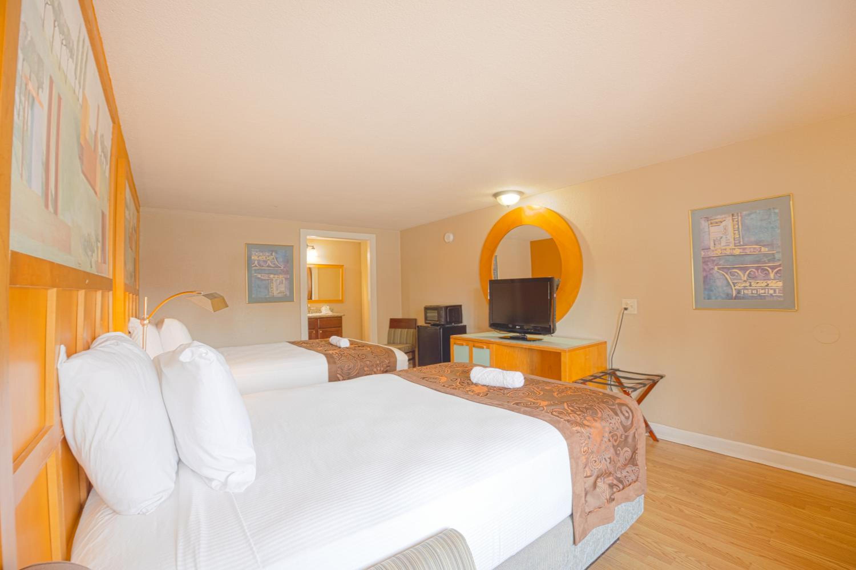 Liberty Inn and Suites Kissimmee near Disney World