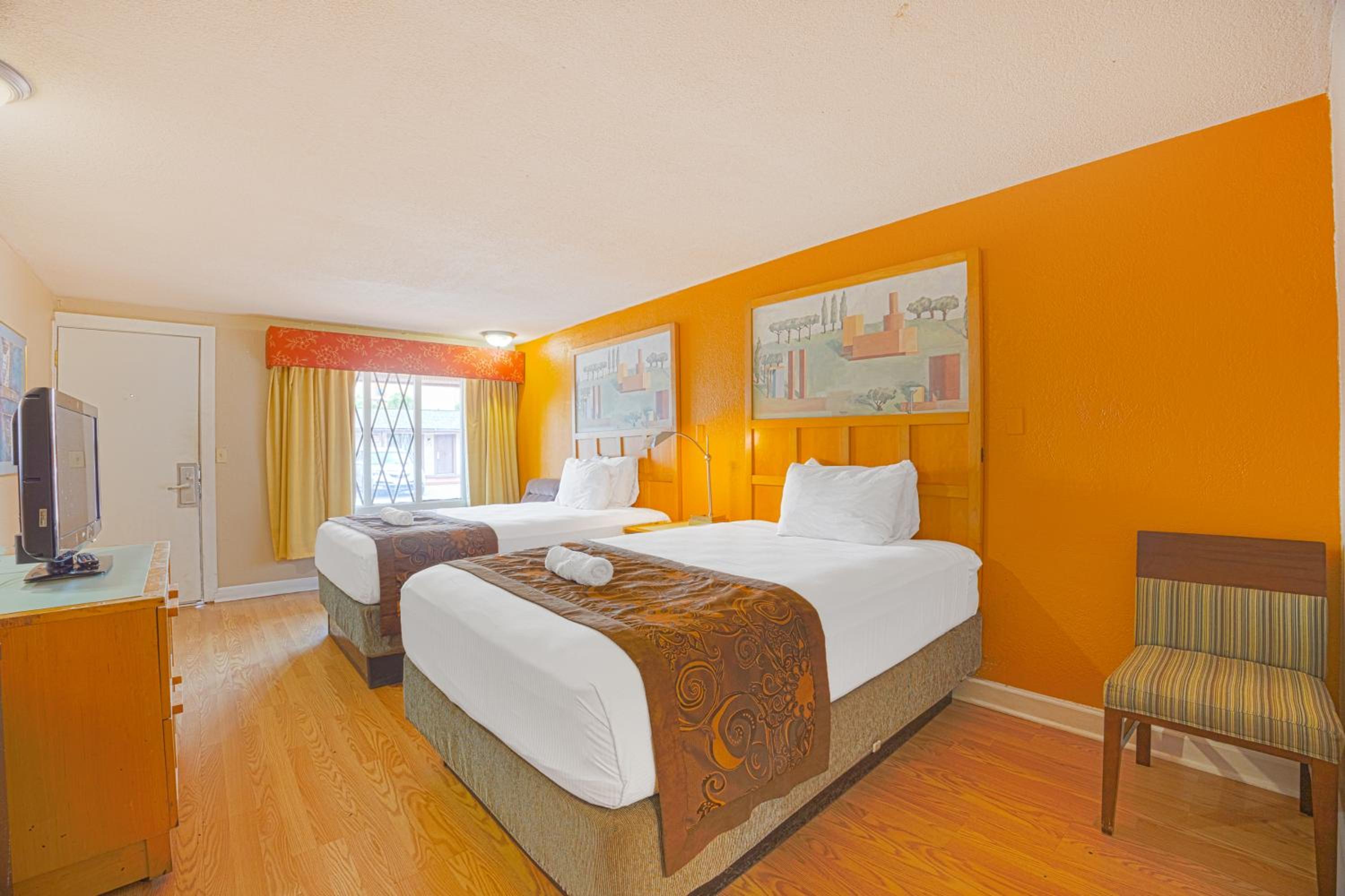 Liberty Inn and Suites Kissimmee near Disney World